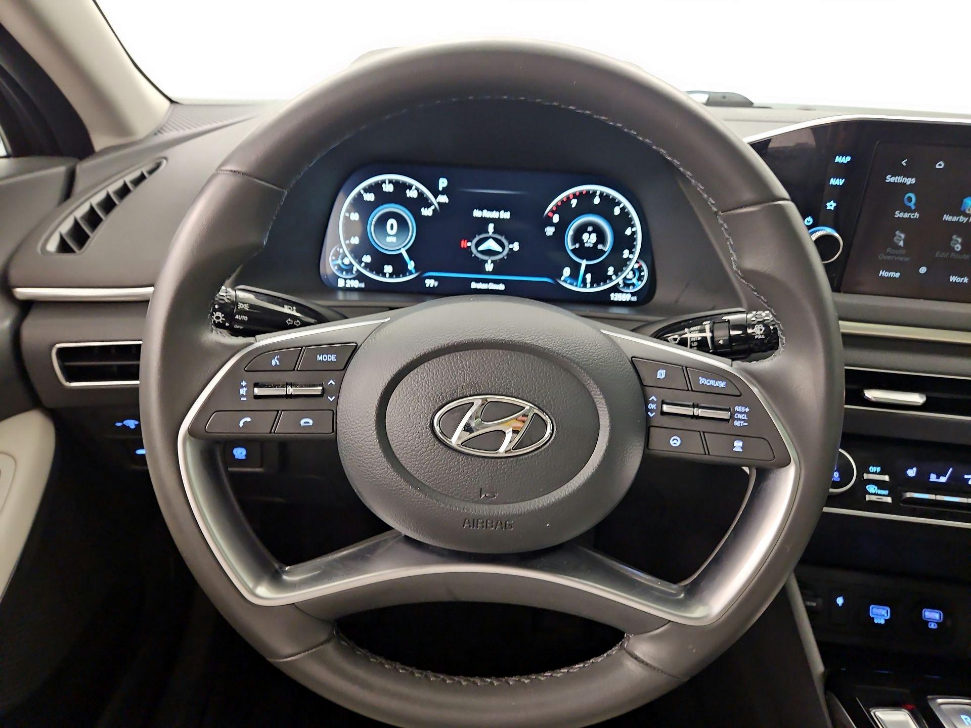 Thumbnail: 2023 Hyundai Sonata - 10