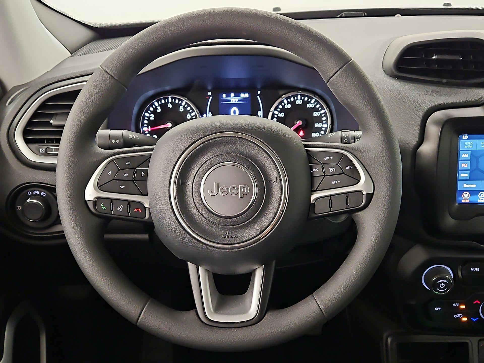 Thumbnail: 2021 Jeep Renegade - 10