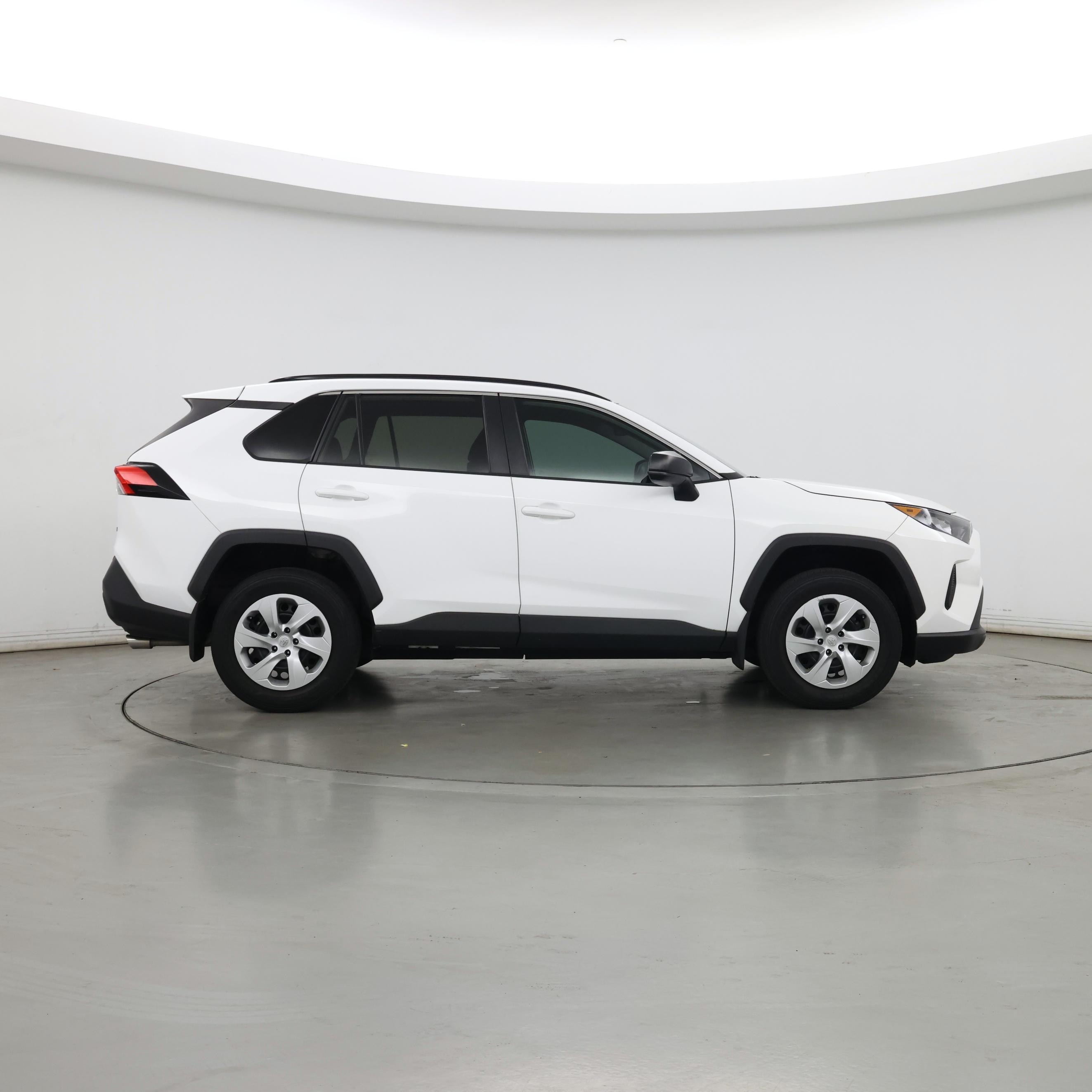 Thumbnail: 2020 Toyota RAV4 - 7