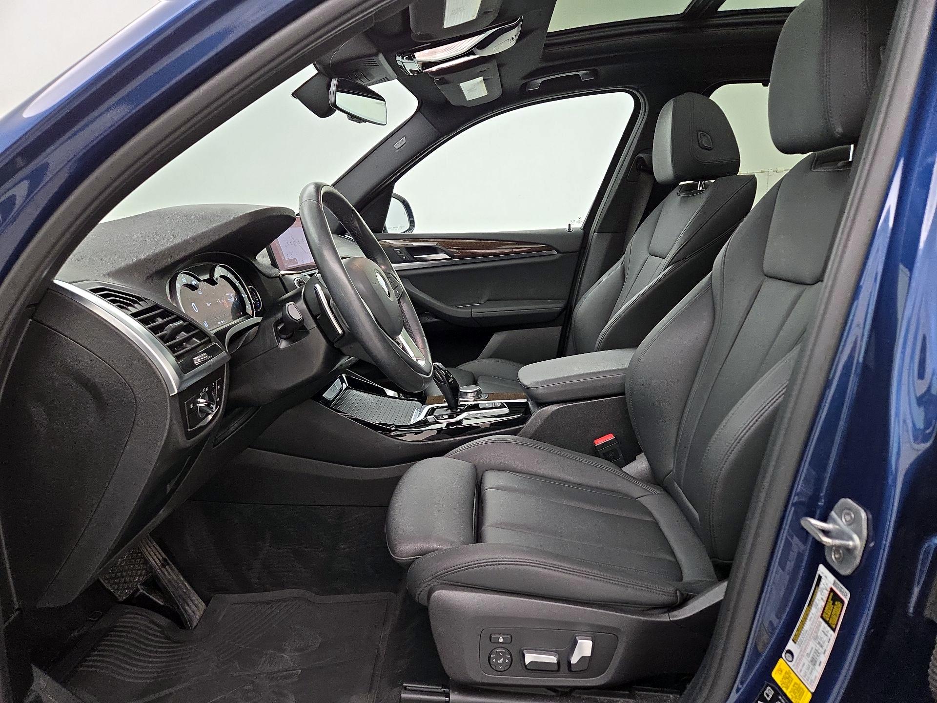 Thumbnail: 2019 BMW X3 - 11