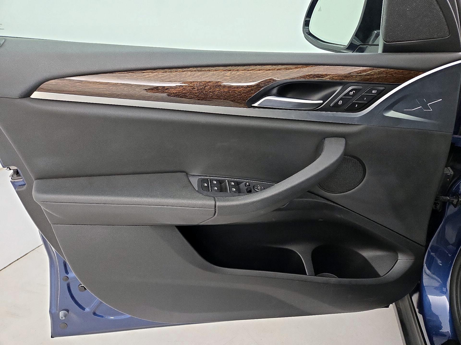 Thumbnail: 2019 BMW X3 - 12