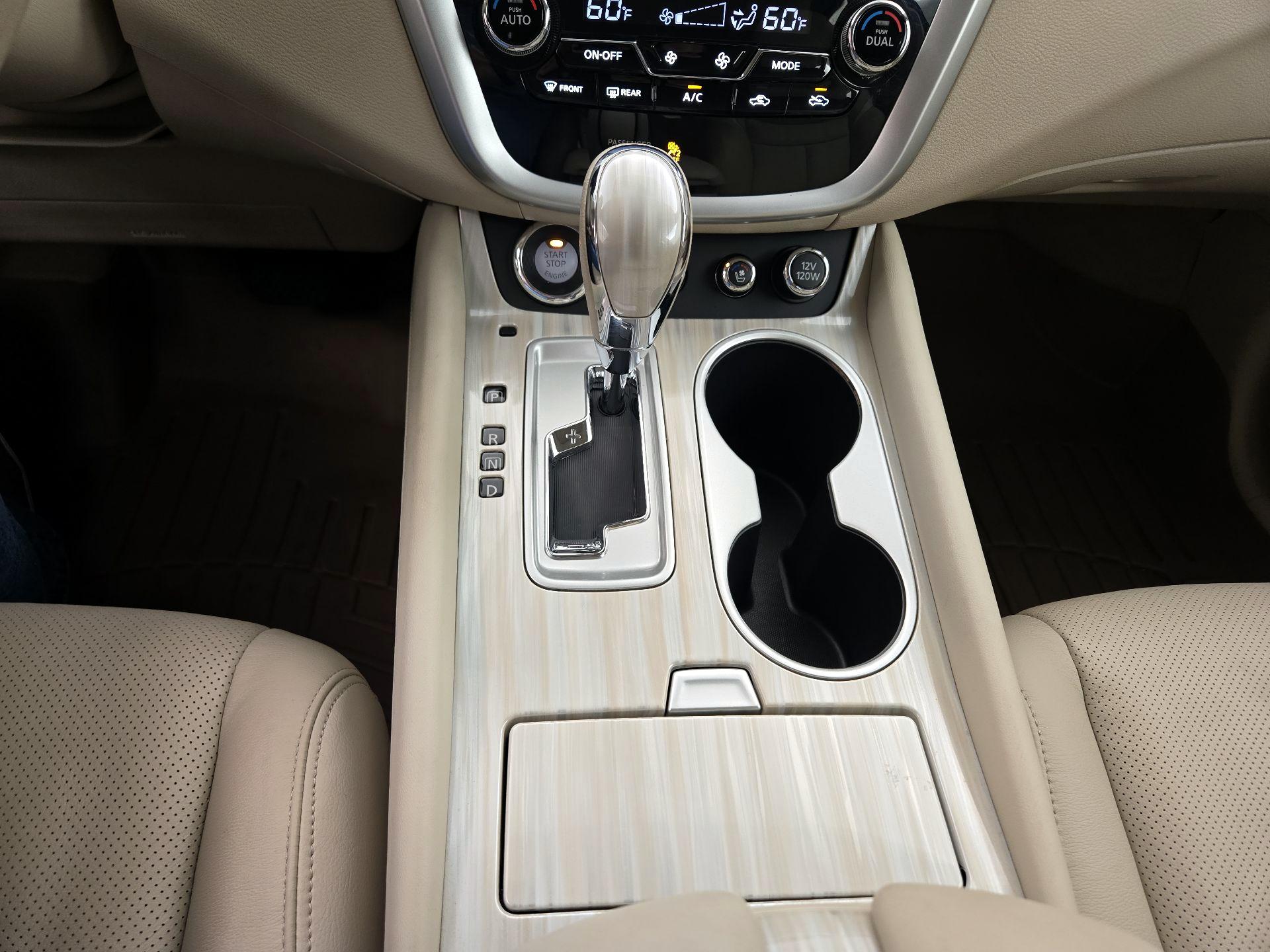 Thumbnail: 2015 Nissan Murano - 18