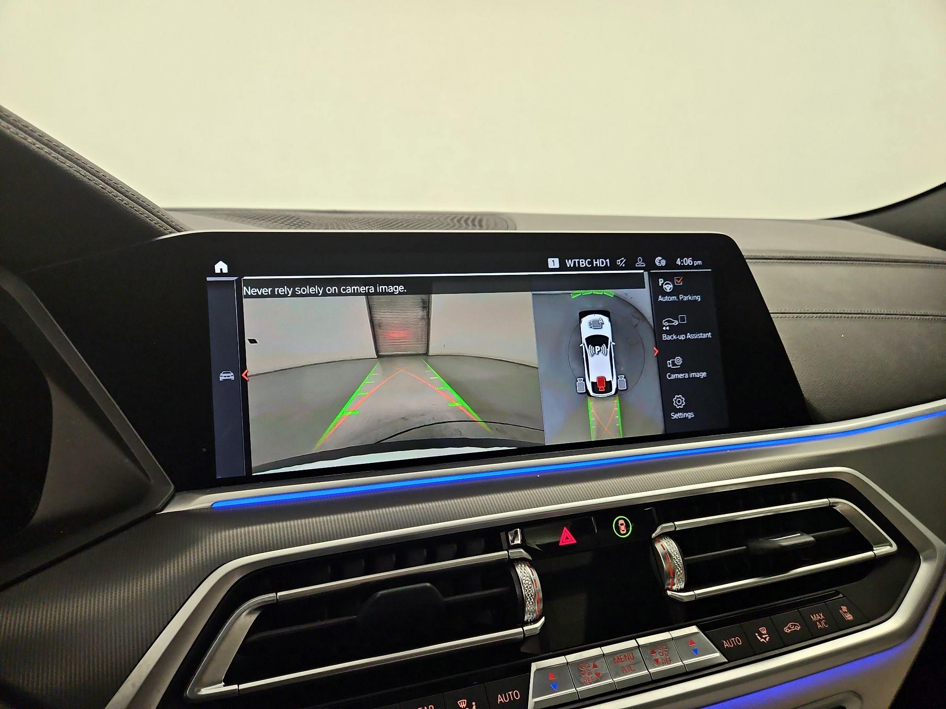 Thumbnail: 2022 BMW X6 - 15