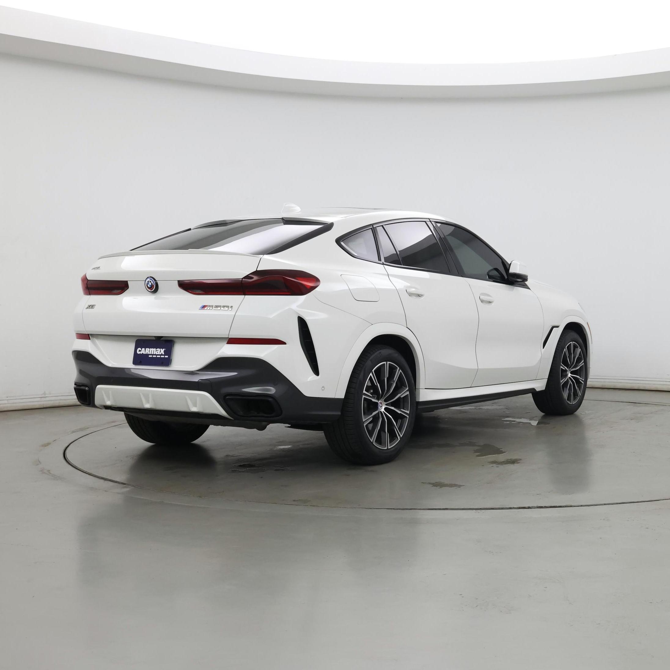 Thumbnail: 2022 BMW X6 - 8