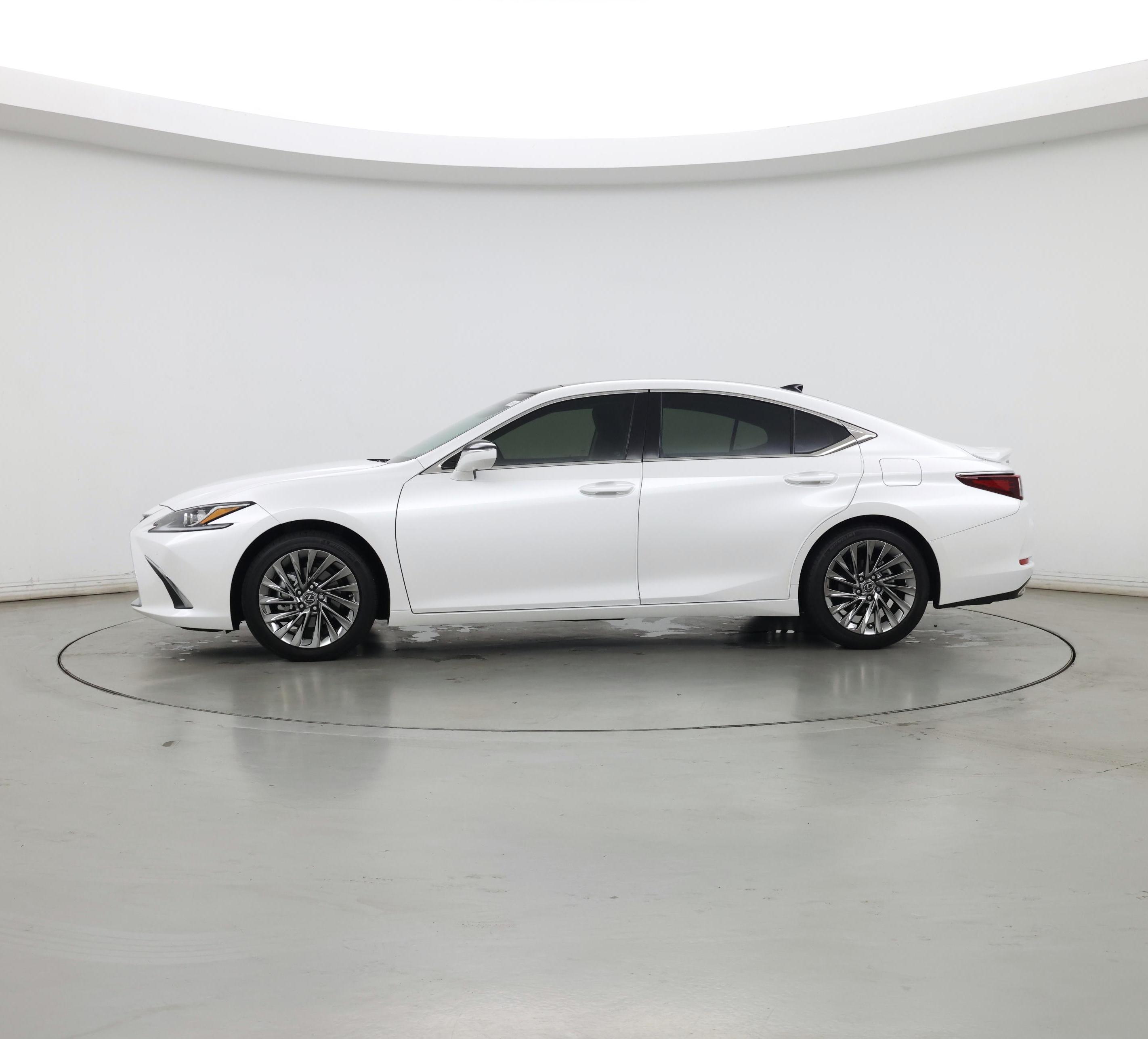 Thumbnail: 2024 Lexus ES - 3