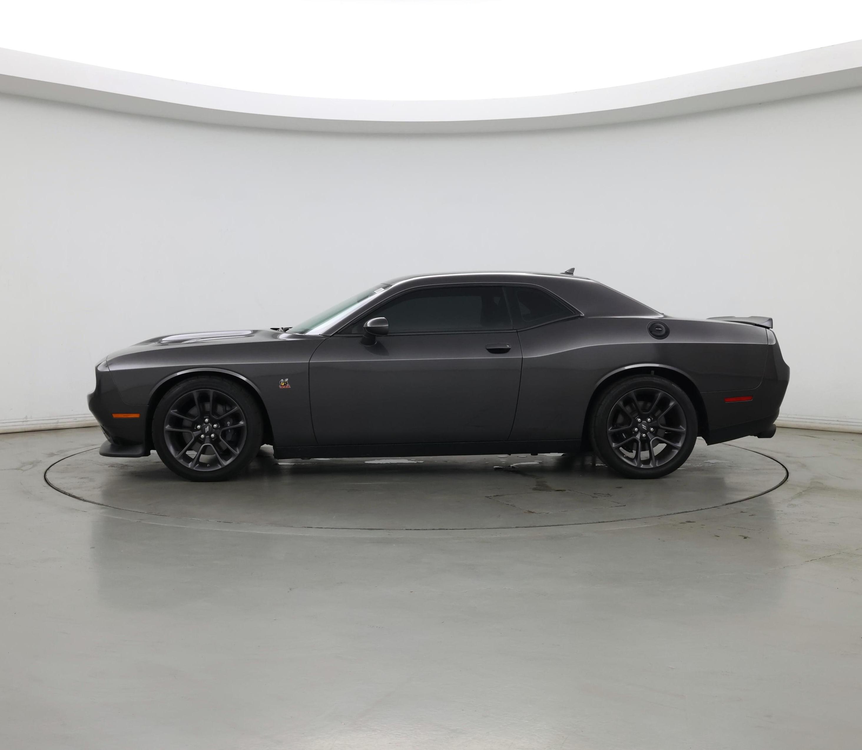 Thumbnail: 2022 Dodge Challenger - 3
