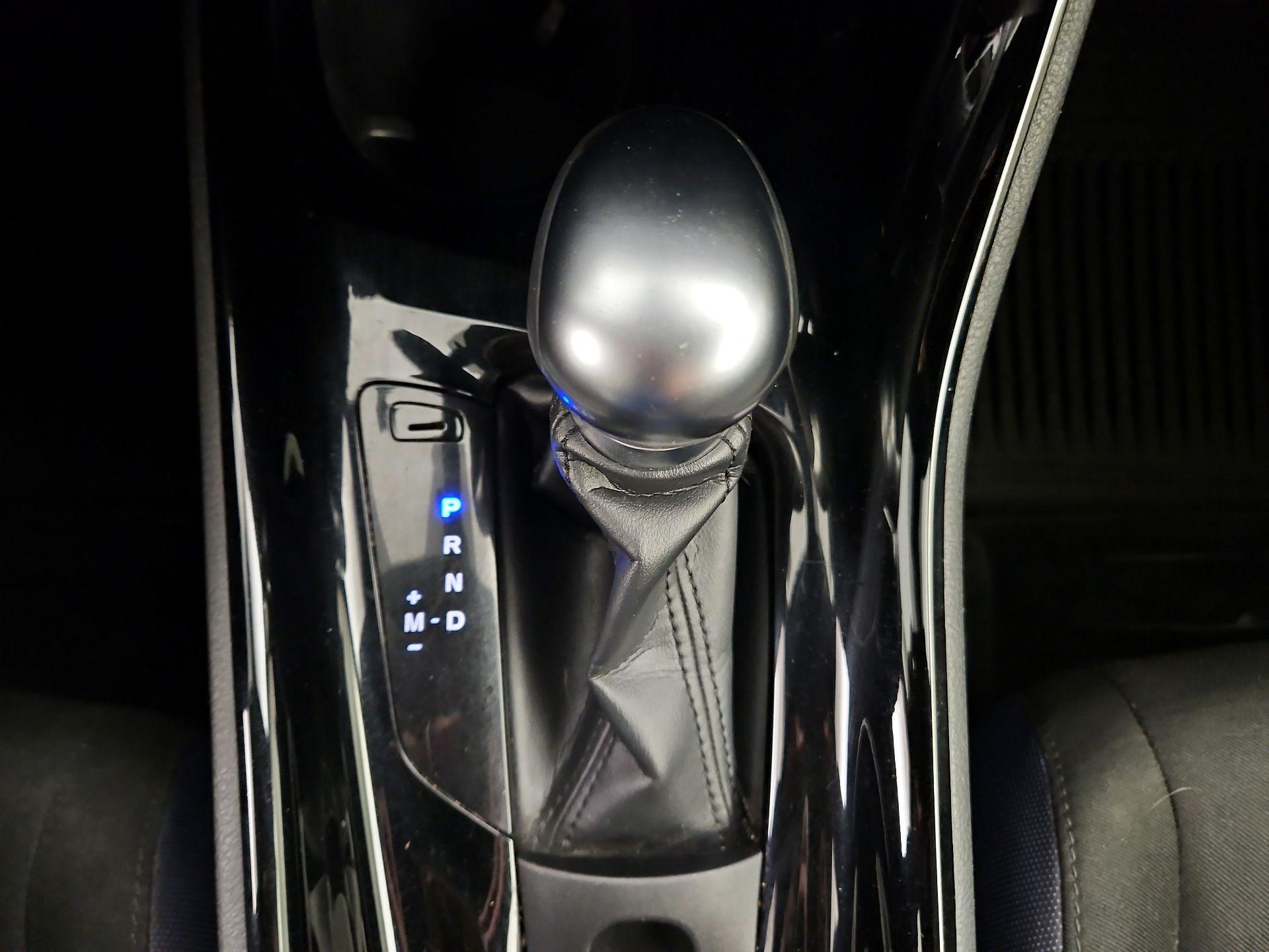 Thumbnail: 2020 Toyota C-HR - 17