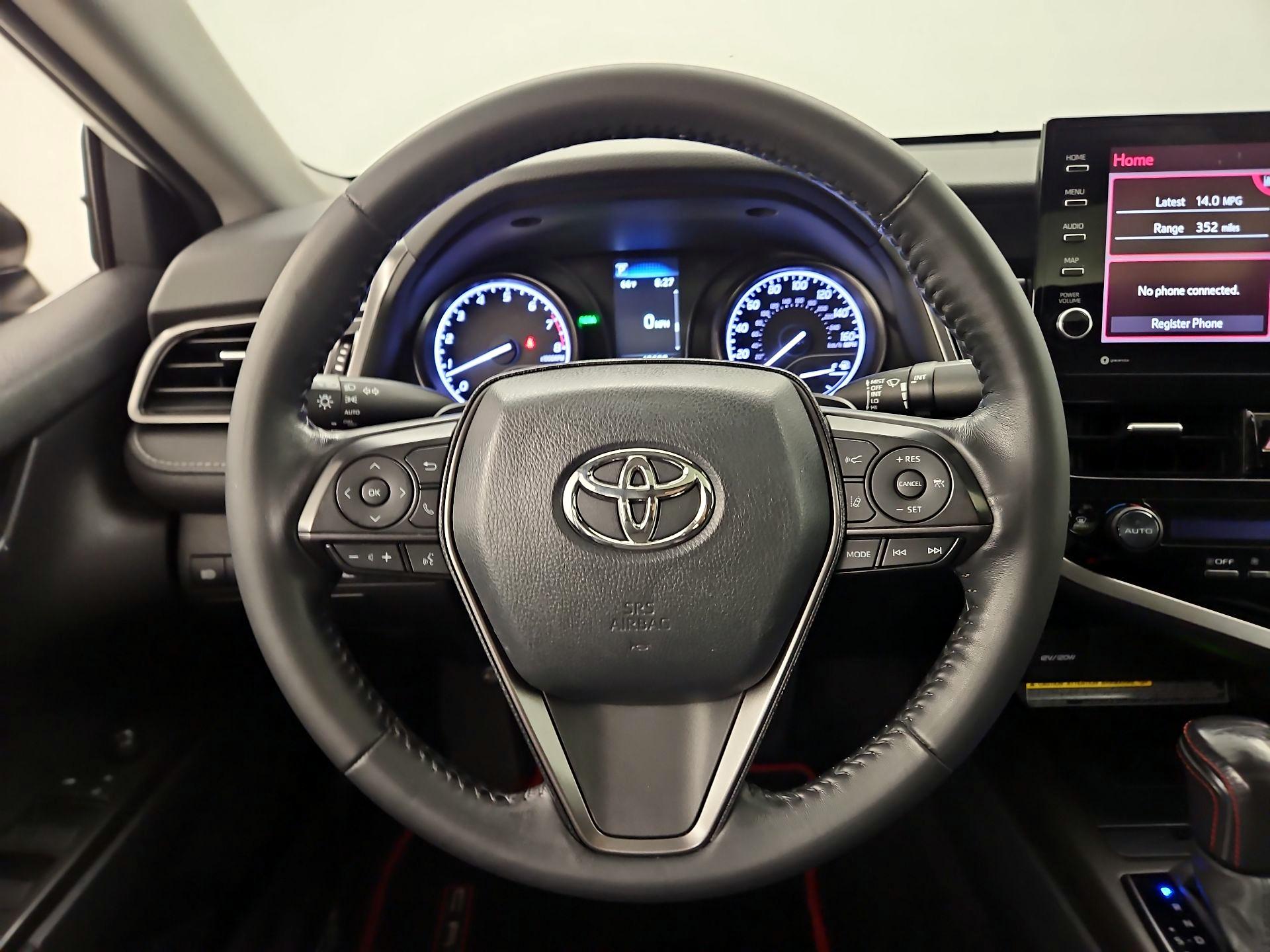 Thumbnail: 2021 Toyota Camry - 10