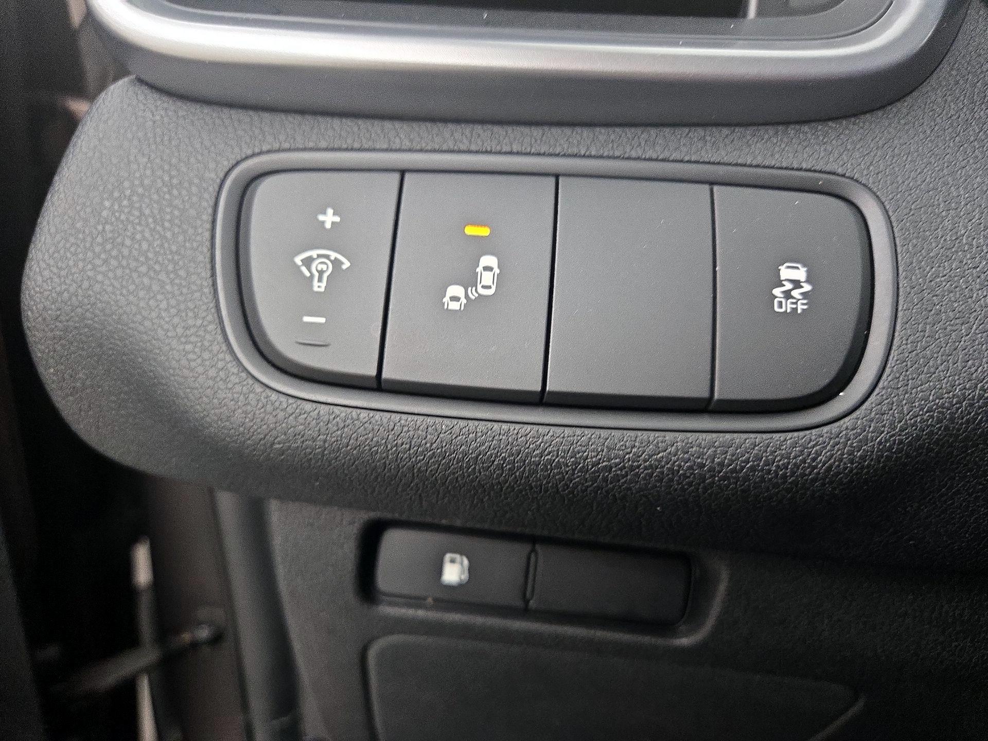 Thumbnail: 2019 Kia Sorento - 13