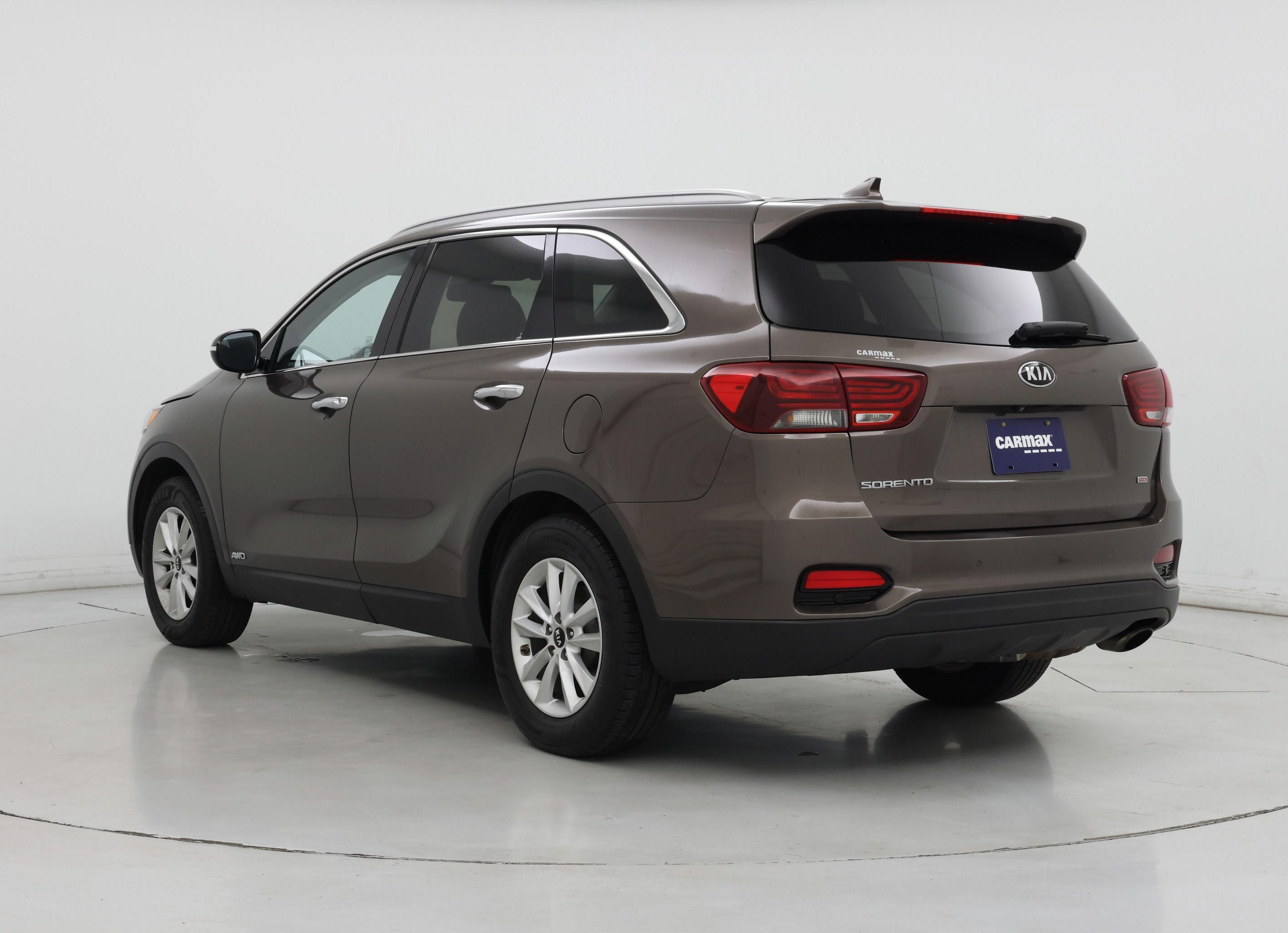 Thumbnail: 2019 Kia Sorento - 2