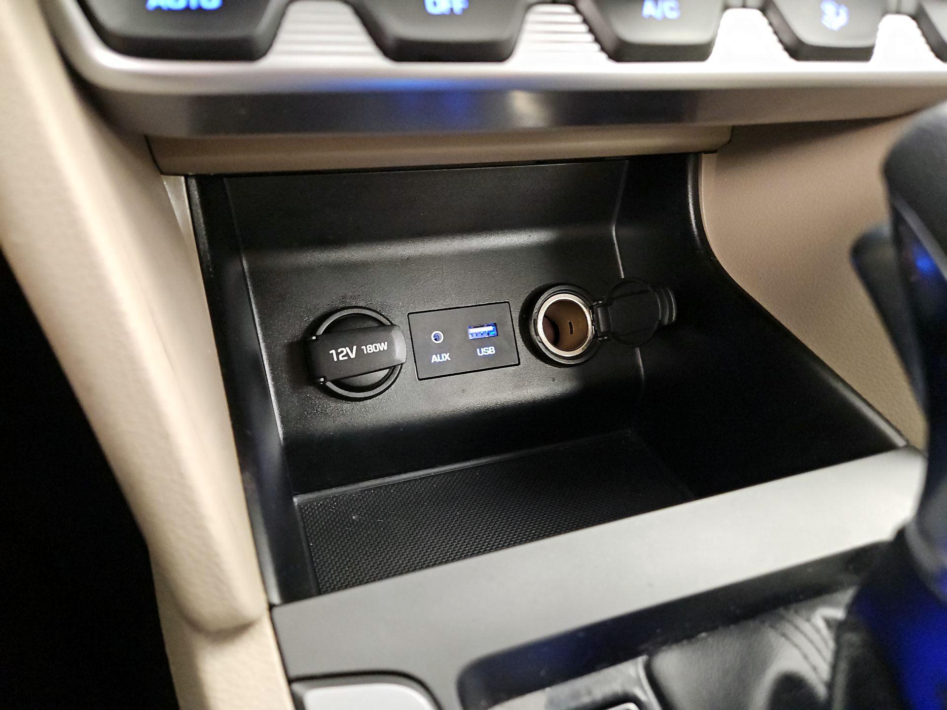 Thumbnail: 2020 Hyundai Elantra - 18
