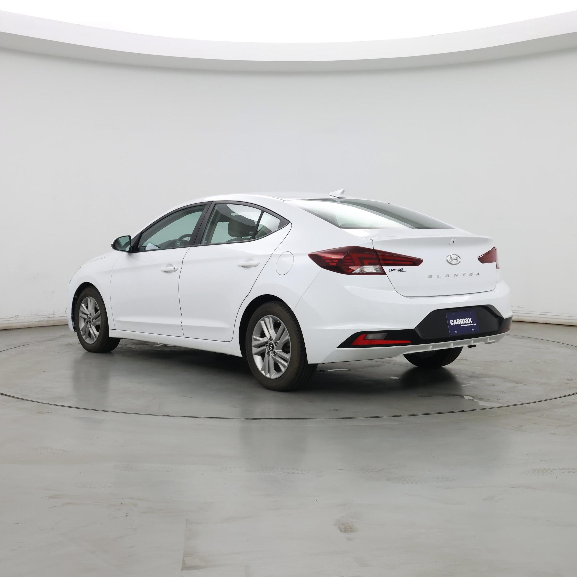 Thumbnail: 2020 Hyundai Elantra - 2