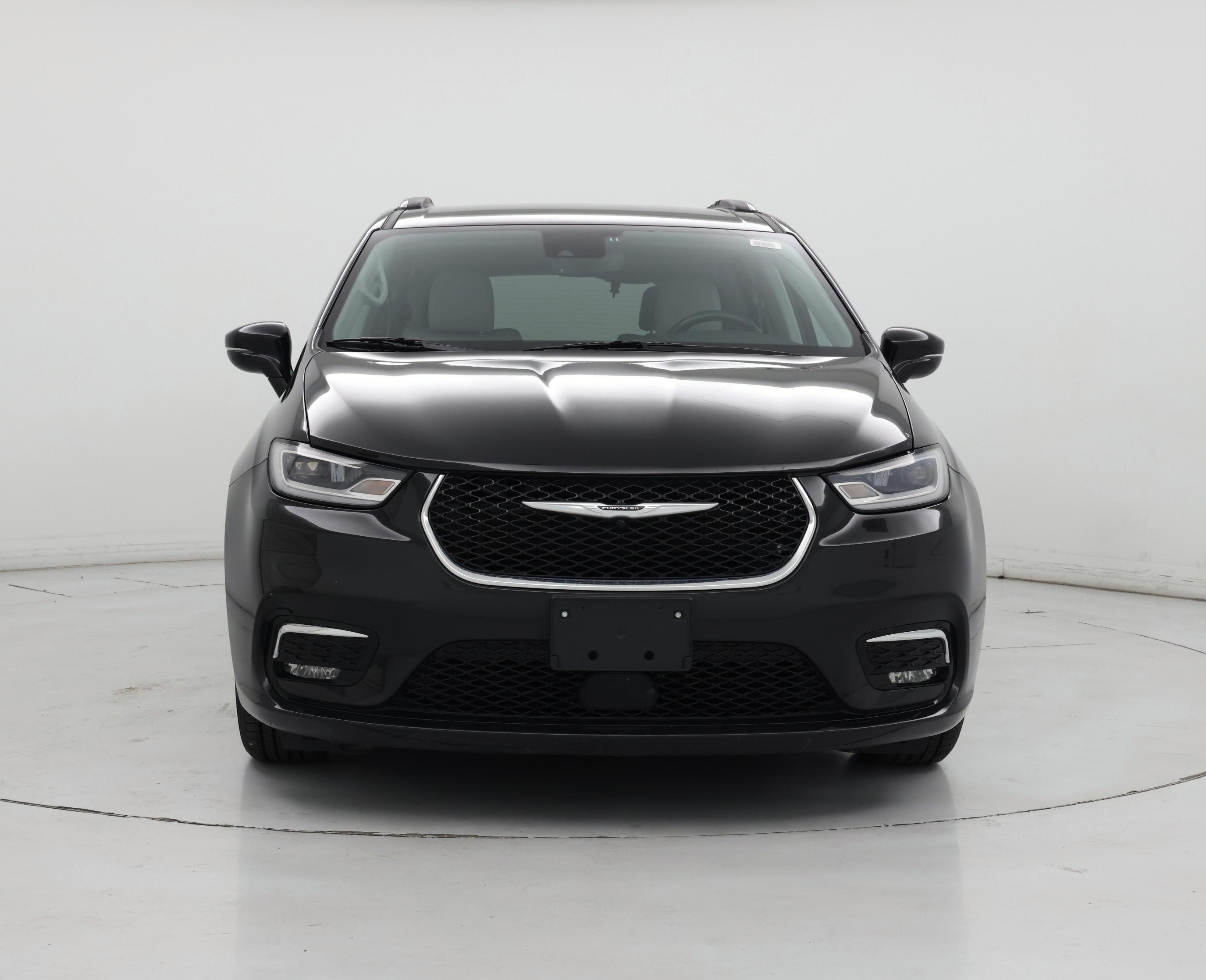 Thumbnail: 2021 Chrysler Pacifica - 5