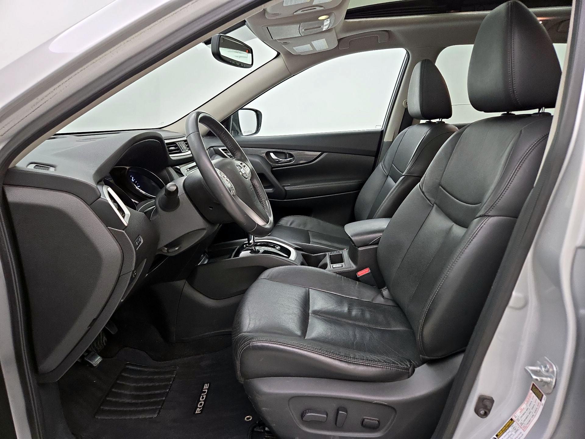 Thumbnail: 2015 Nissan Rogue - 11