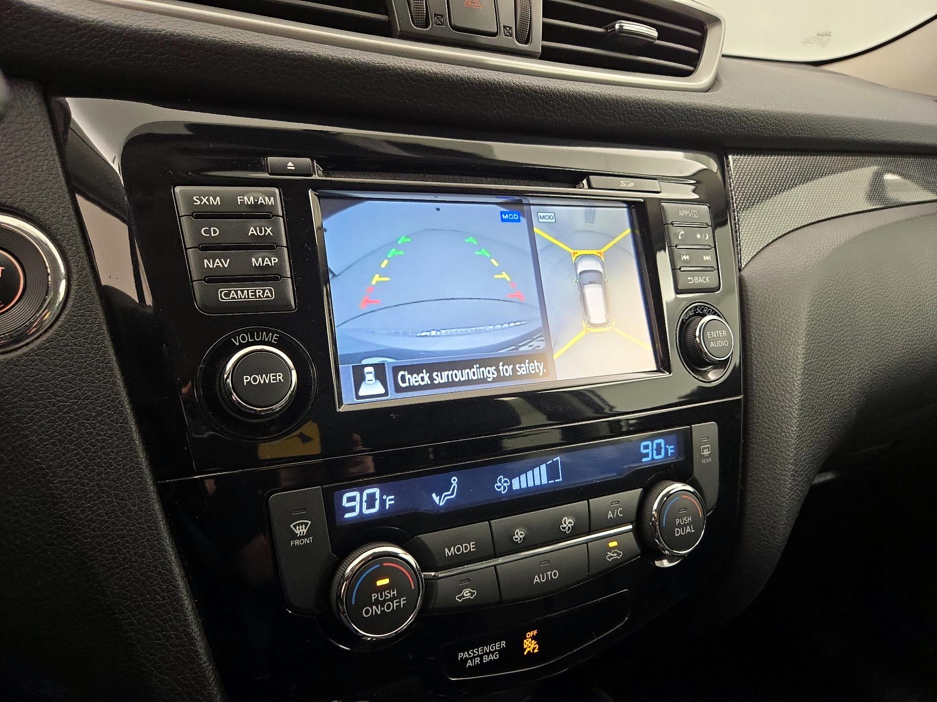Thumbnail: 2015 Nissan Rogue - 15