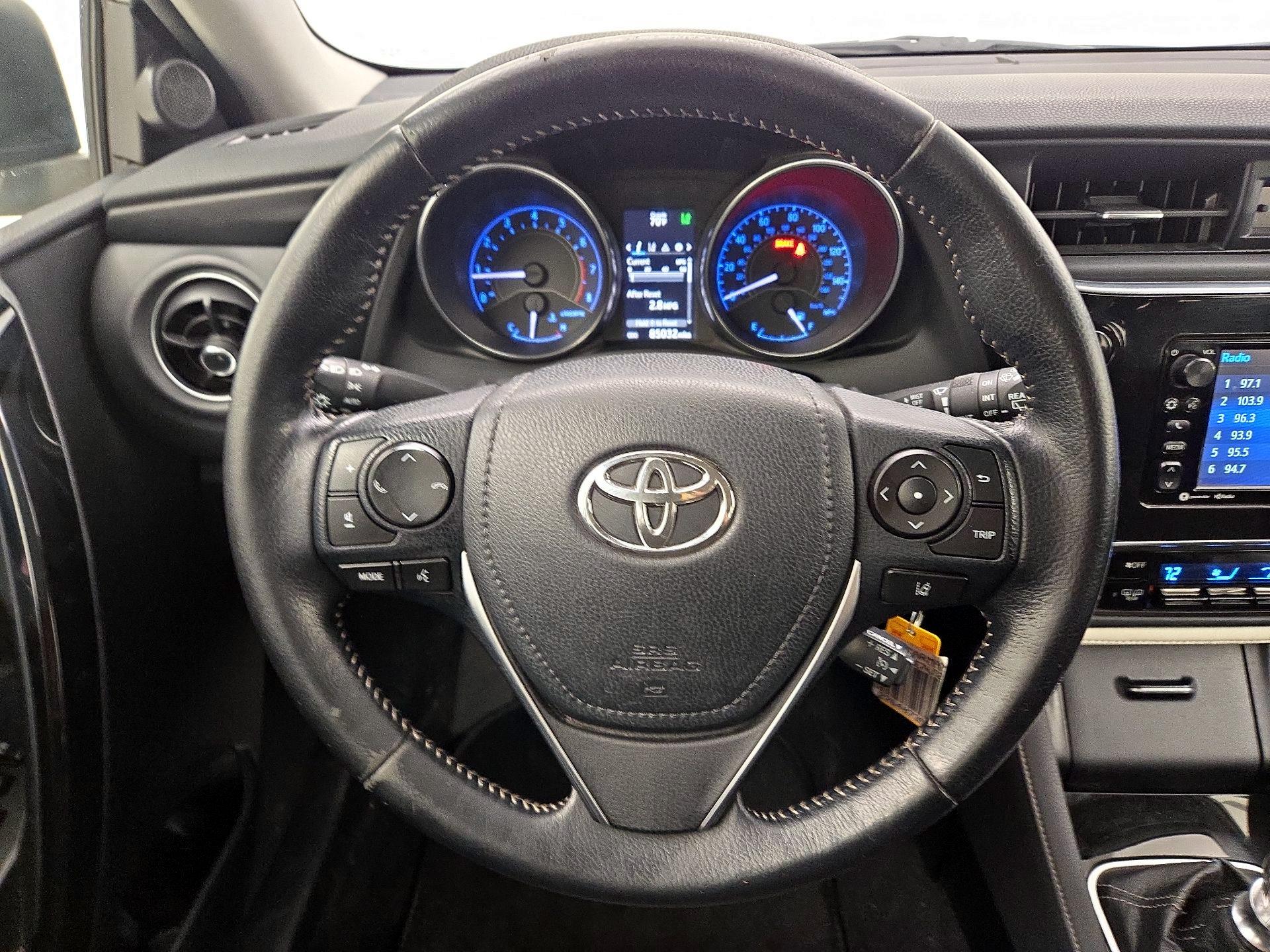Thumbnail: 2017 Toyota Corolla iM - 10