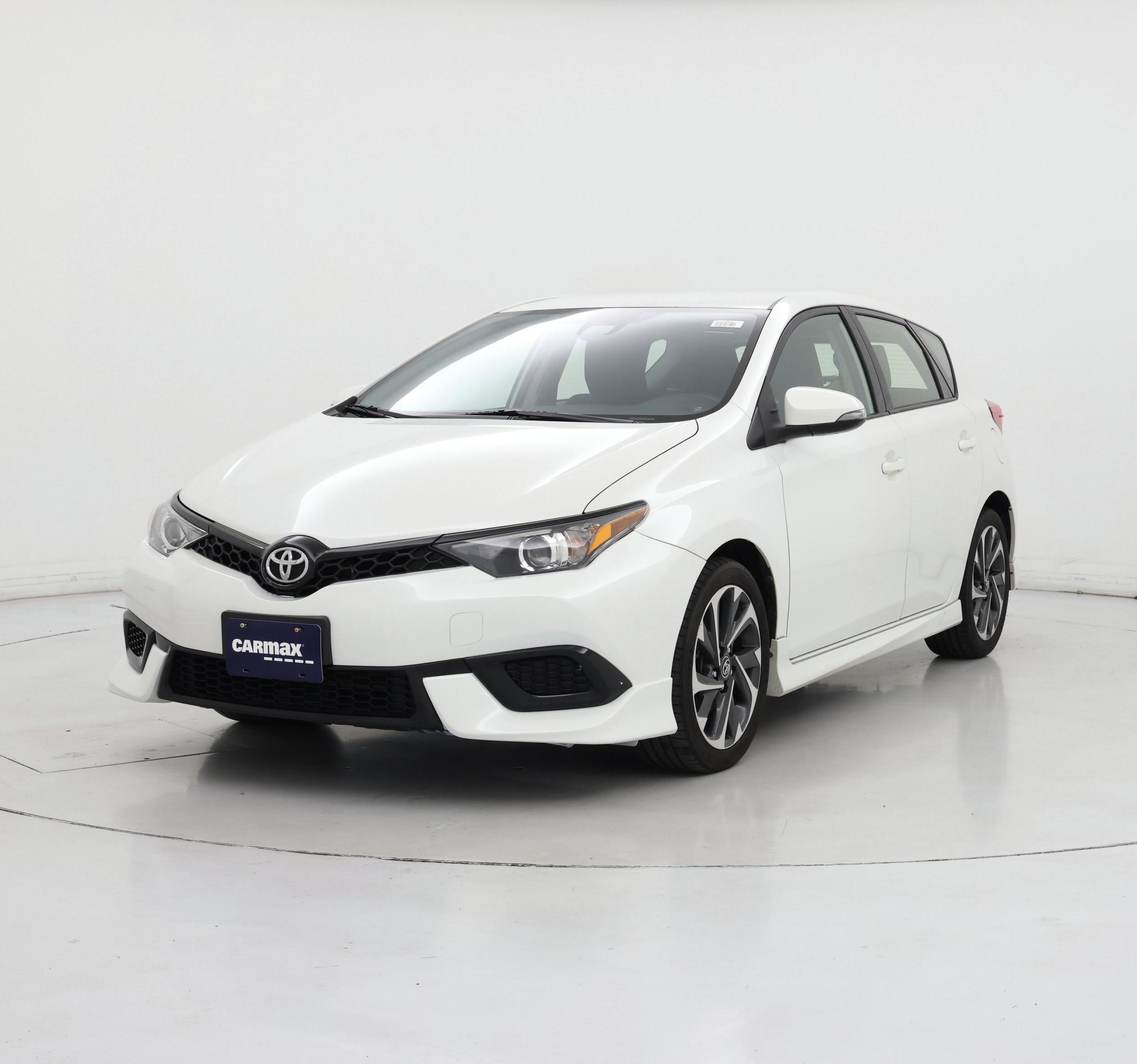 Thumbnail: 2017 Toyota Corolla iM - 4