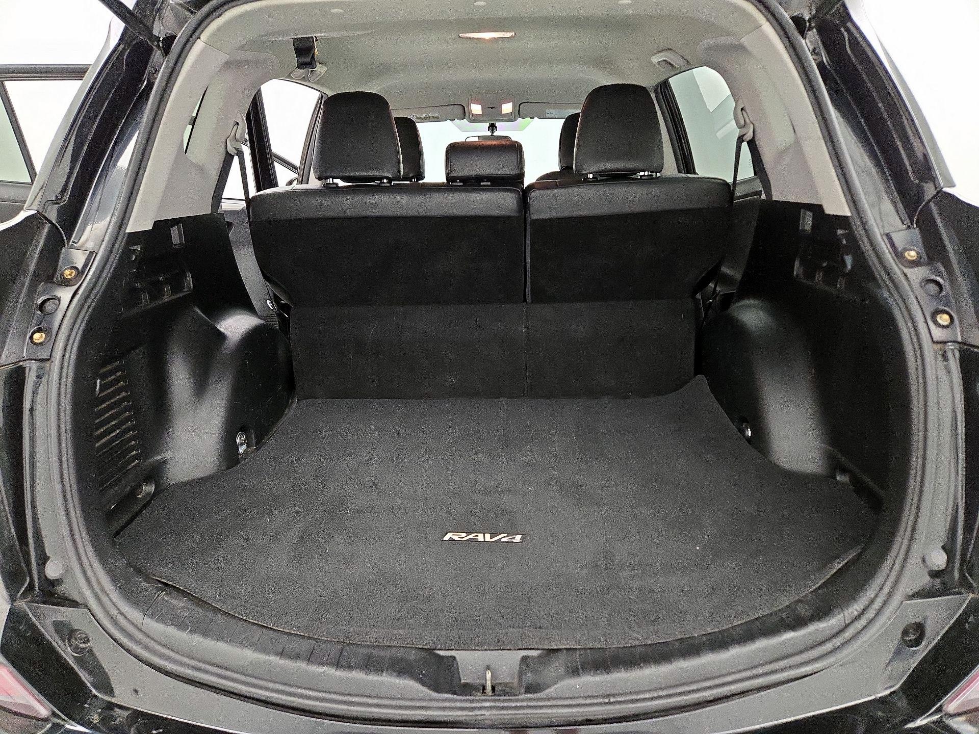 Thumbnail: 2016 Toyota RAV4 - 20