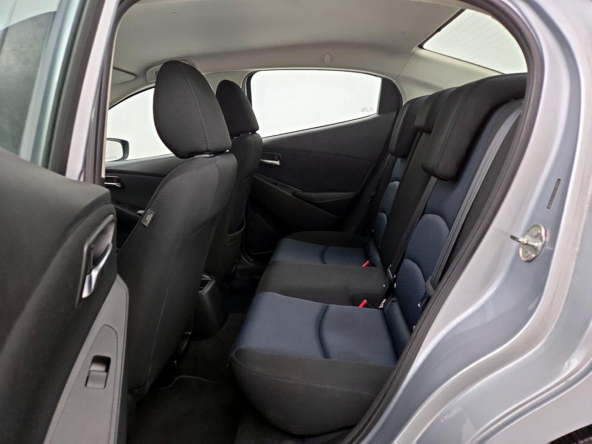 Thumbnail: 2018 Toyota Yaris iA - 20