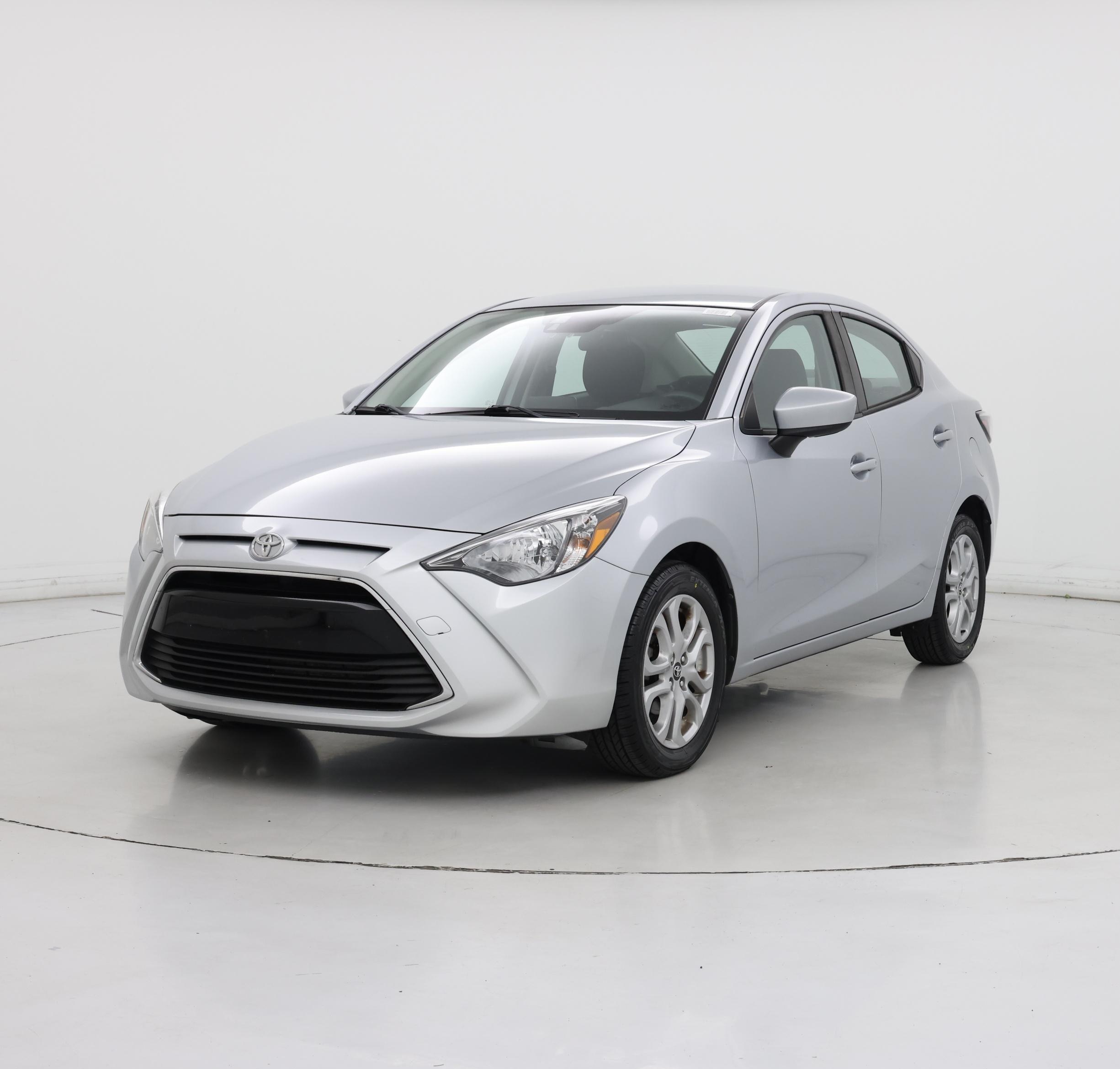 Thumbnail: 2018 Toyota Yaris iA - 4