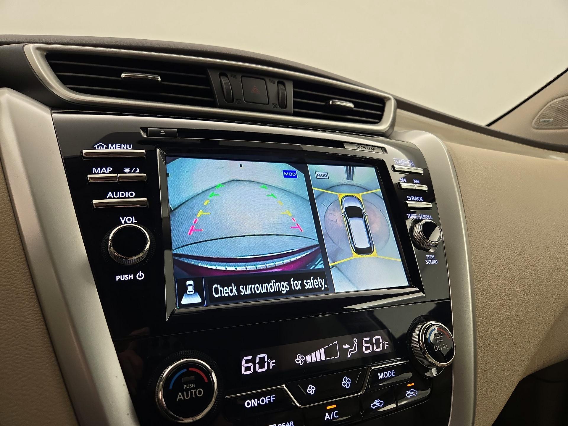 Thumbnail: 2016 Nissan Murano - 15