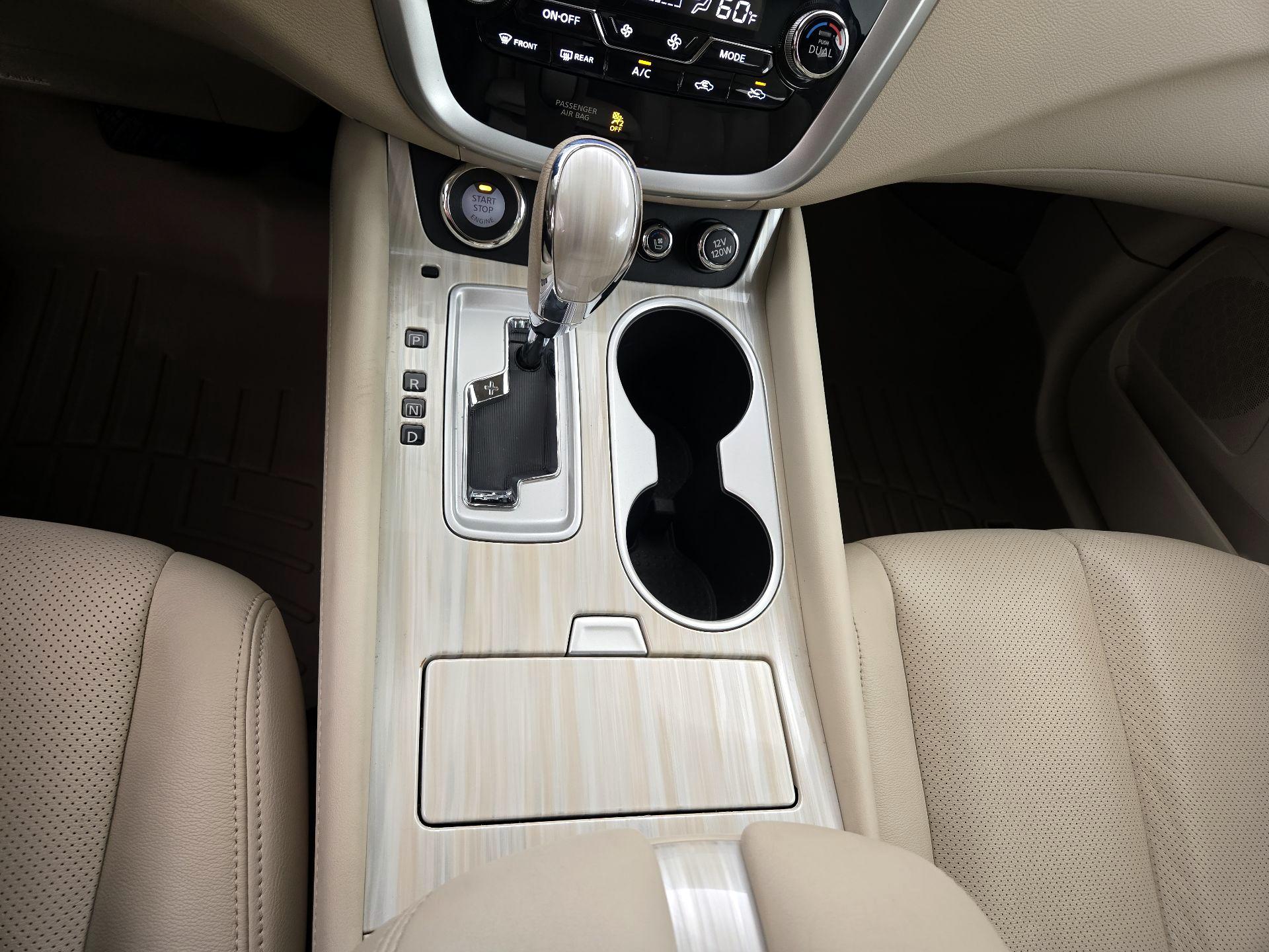 Thumbnail: 2016 Nissan Murano - 18