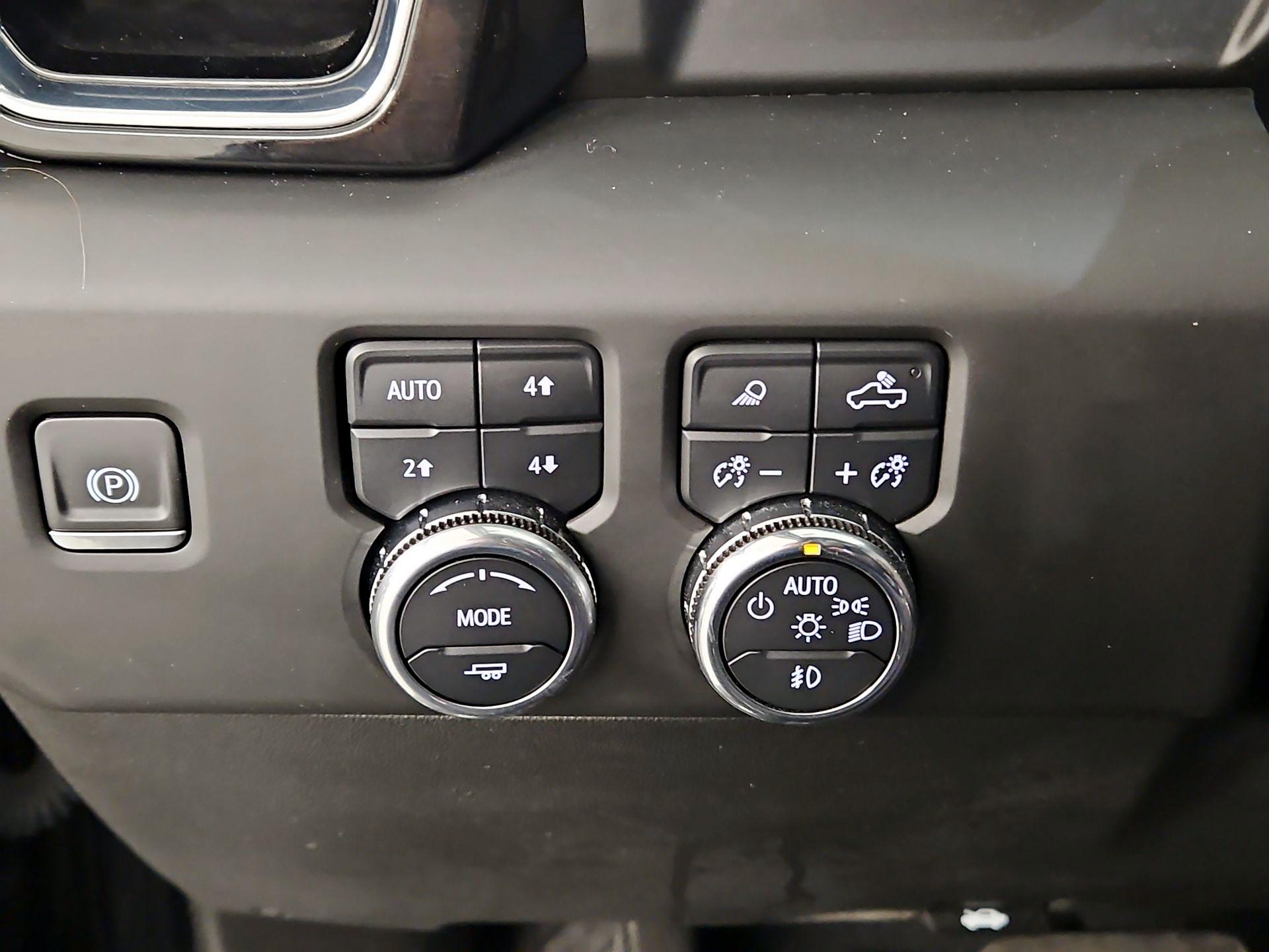 Thumbnail: 2024 GMC Sierra 1500 - 13
