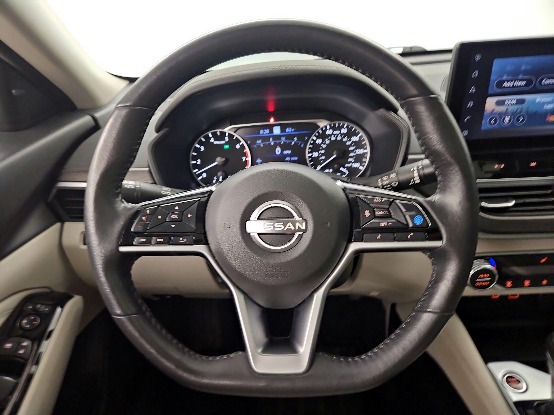 Thumbnail: 2023 Nissan Altima - 10