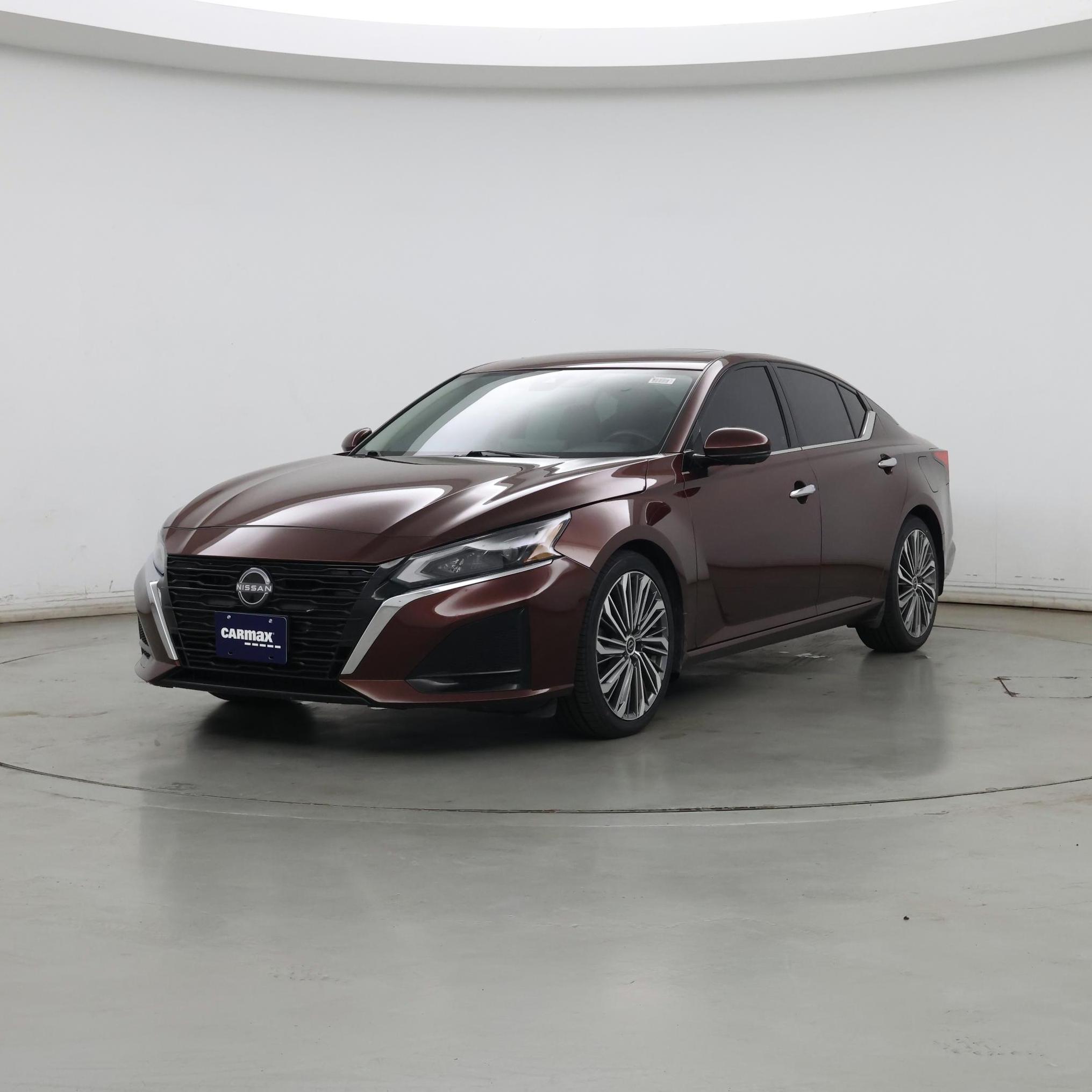Thumbnail: 2023 Nissan Altima - 4