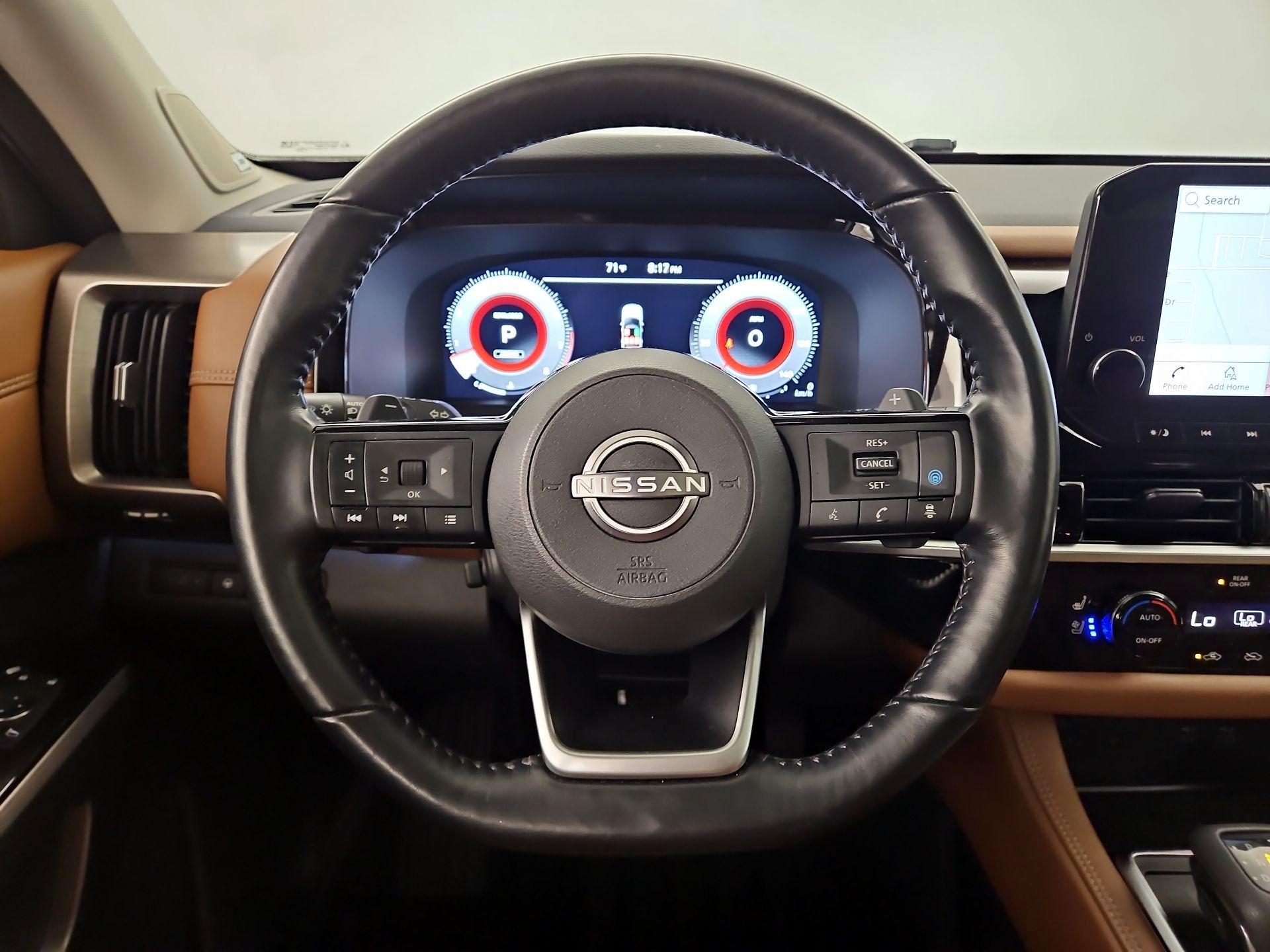 Thumbnail: 2022 Nissan Pathfinder - 10