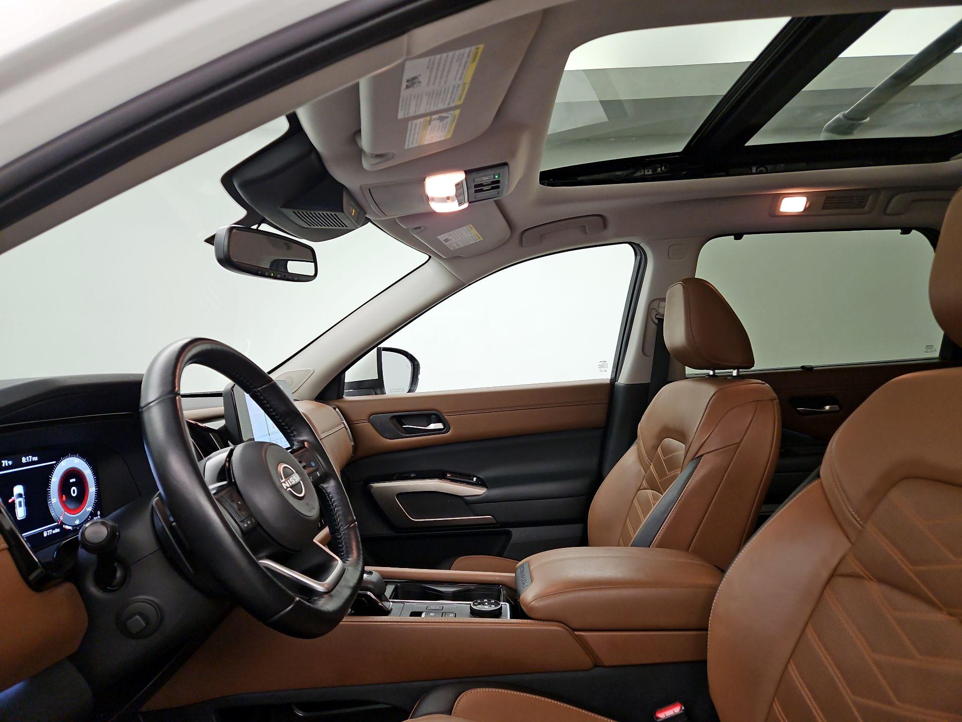 Thumbnail: 2022 Nissan Pathfinder - 20