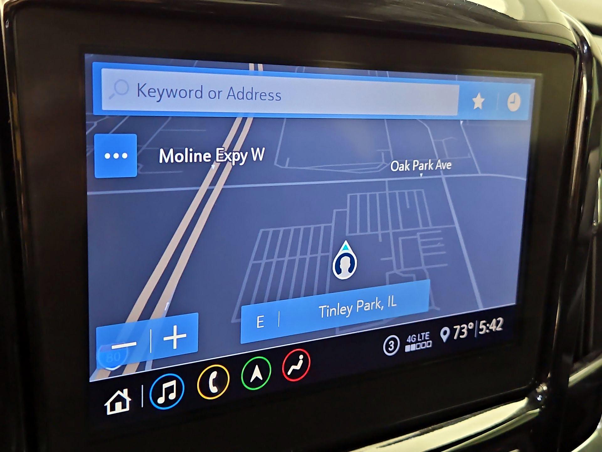 Thumbnail: 2021 Chevrolet Traverse - 14