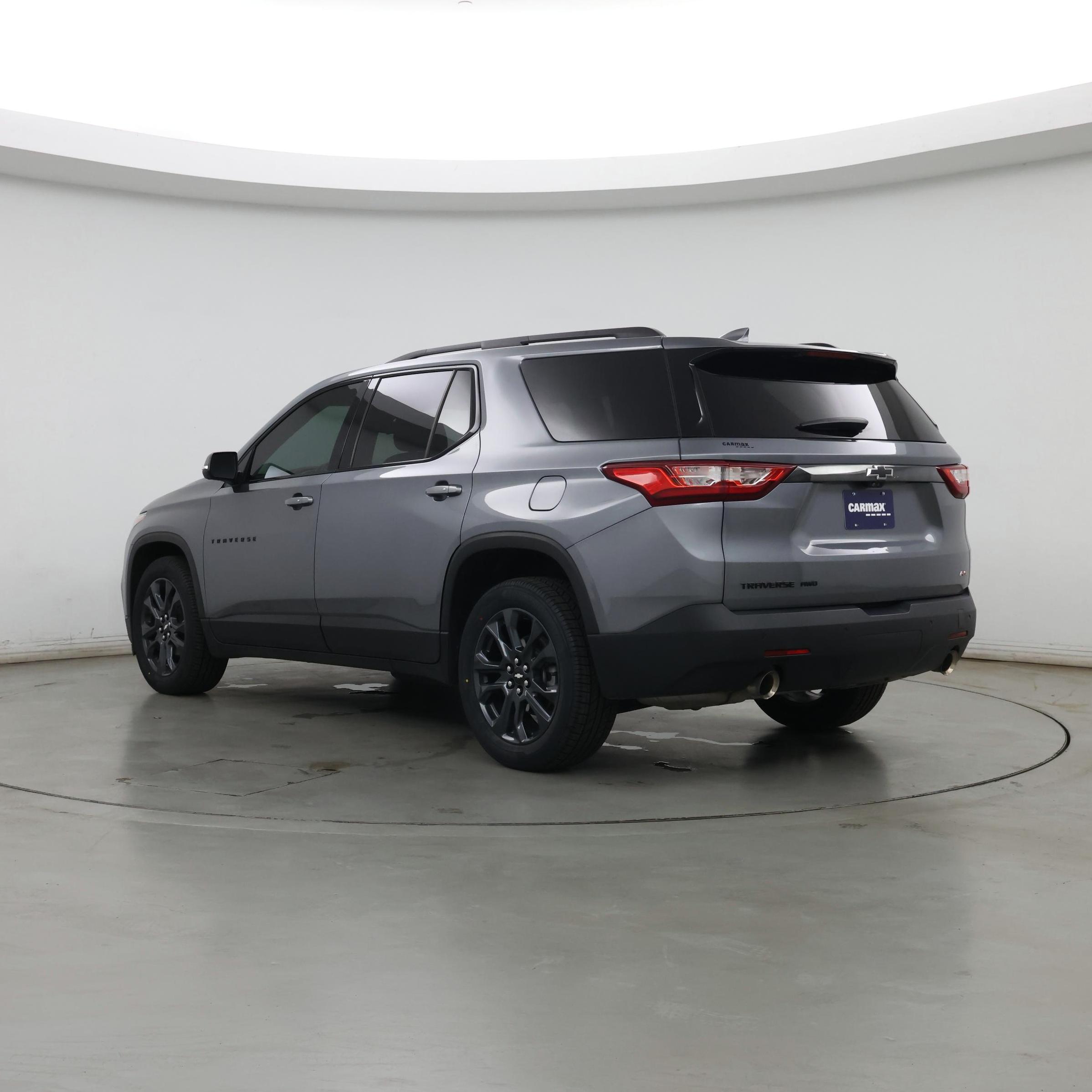 Thumbnail: 2021 Chevrolet Traverse - 2