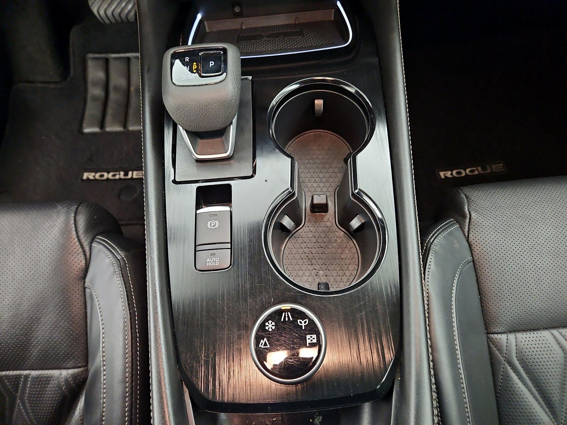 Thumbnail: 2022 Nissan Rogue - 18