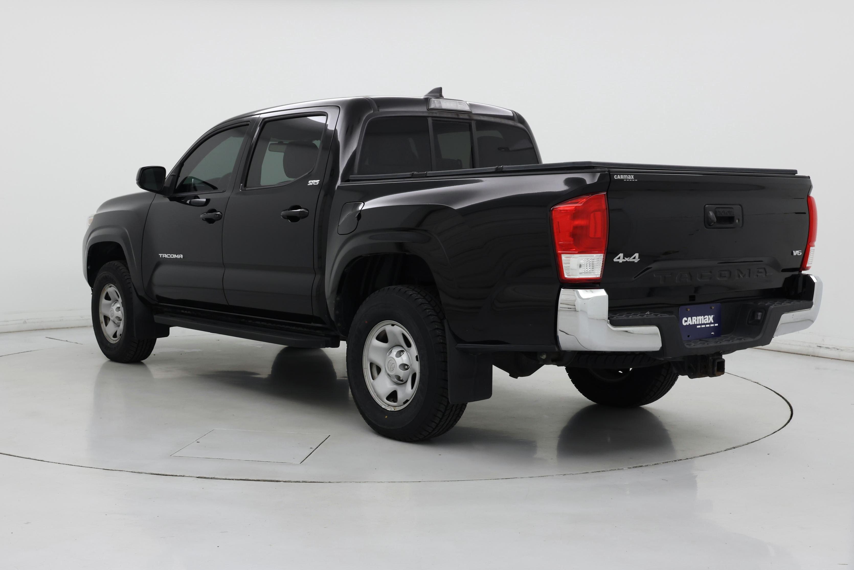 Thumbnail: 2016 Toyota Tacoma - 2