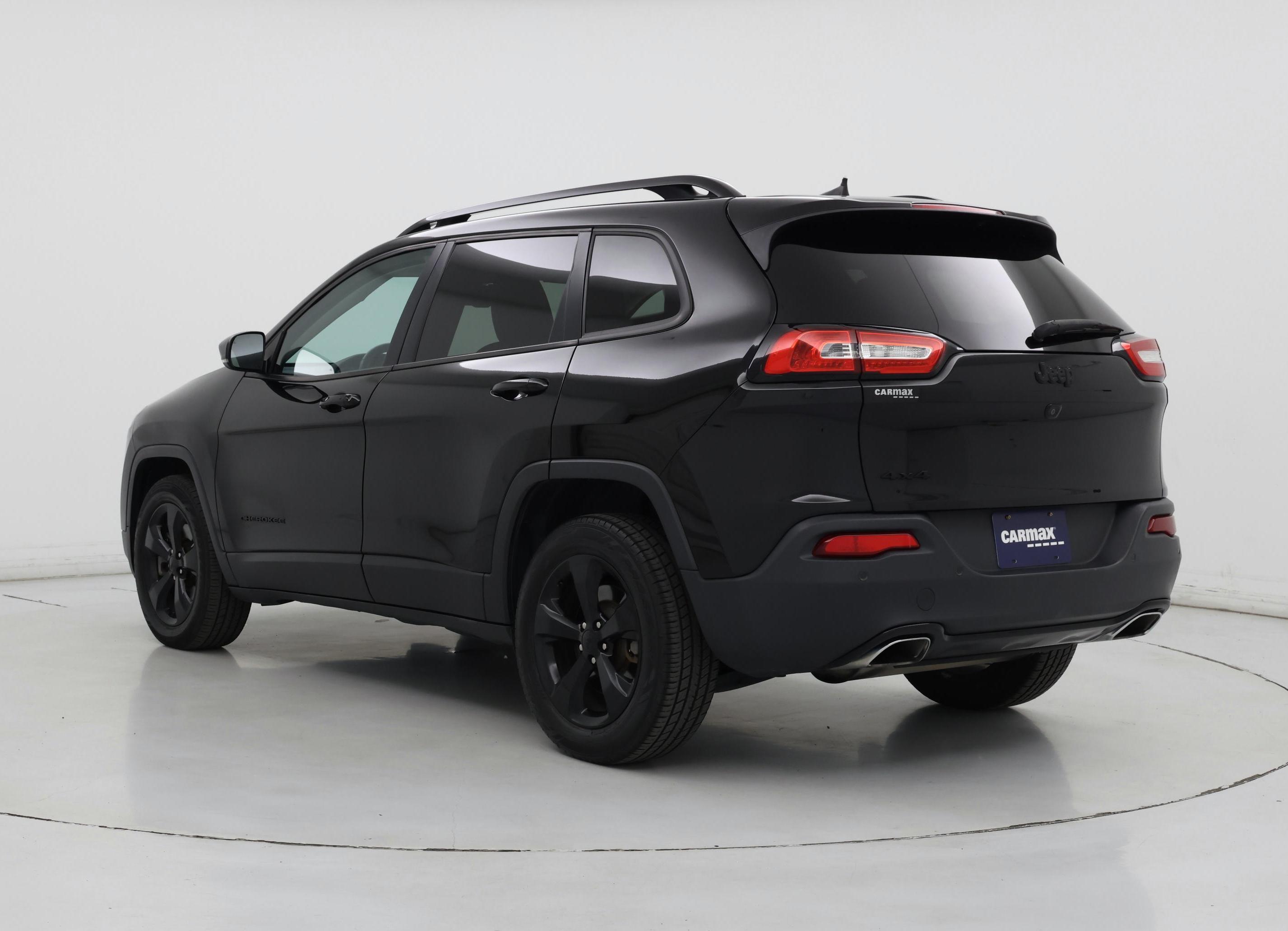 Thumbnail: 2017 Jeep Cherokee - 2
