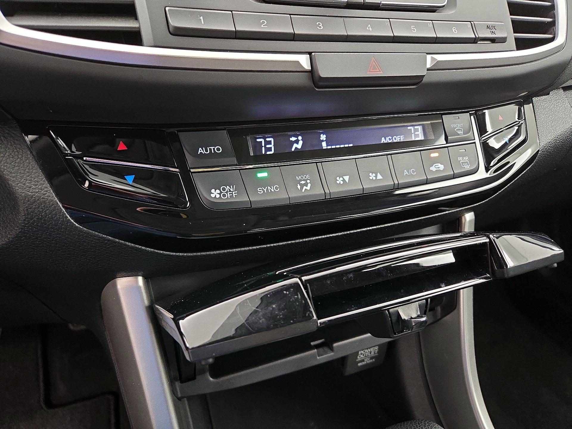 Thumbnail: 2016 Honda Accord - 16