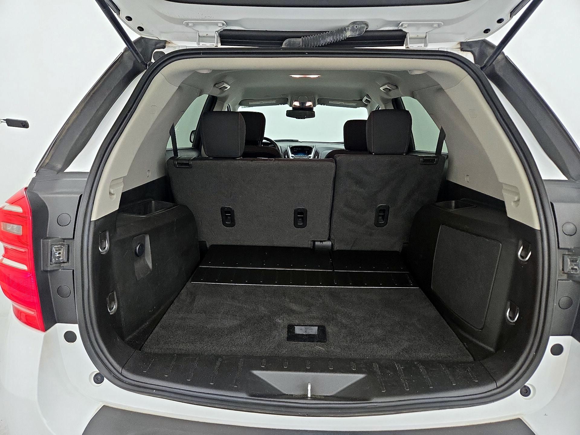 Thumbnail: 2017 Chevrolet Equinox - 19