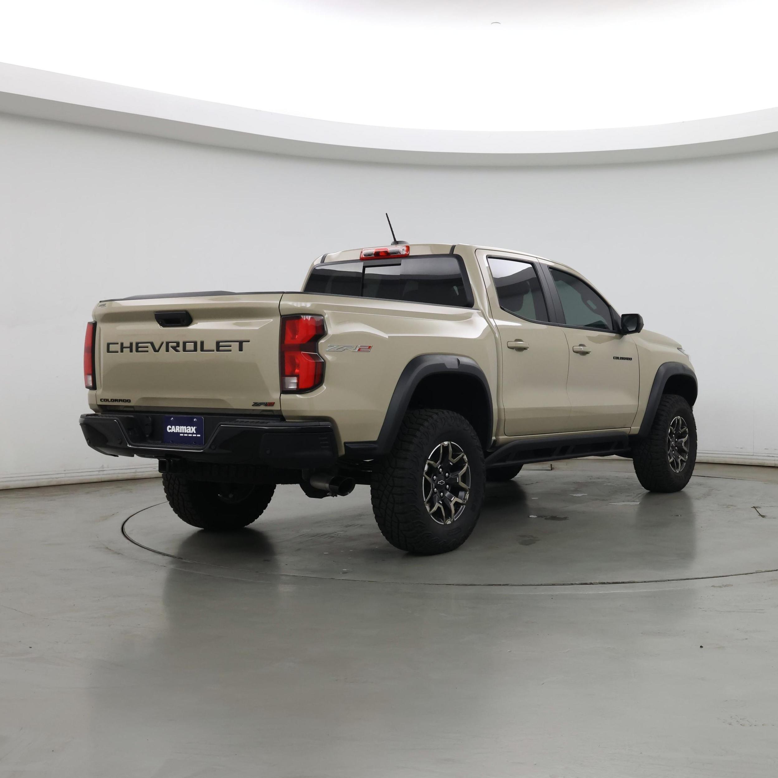 Thumbnail: 2024 Chevrolet Colorado - 8