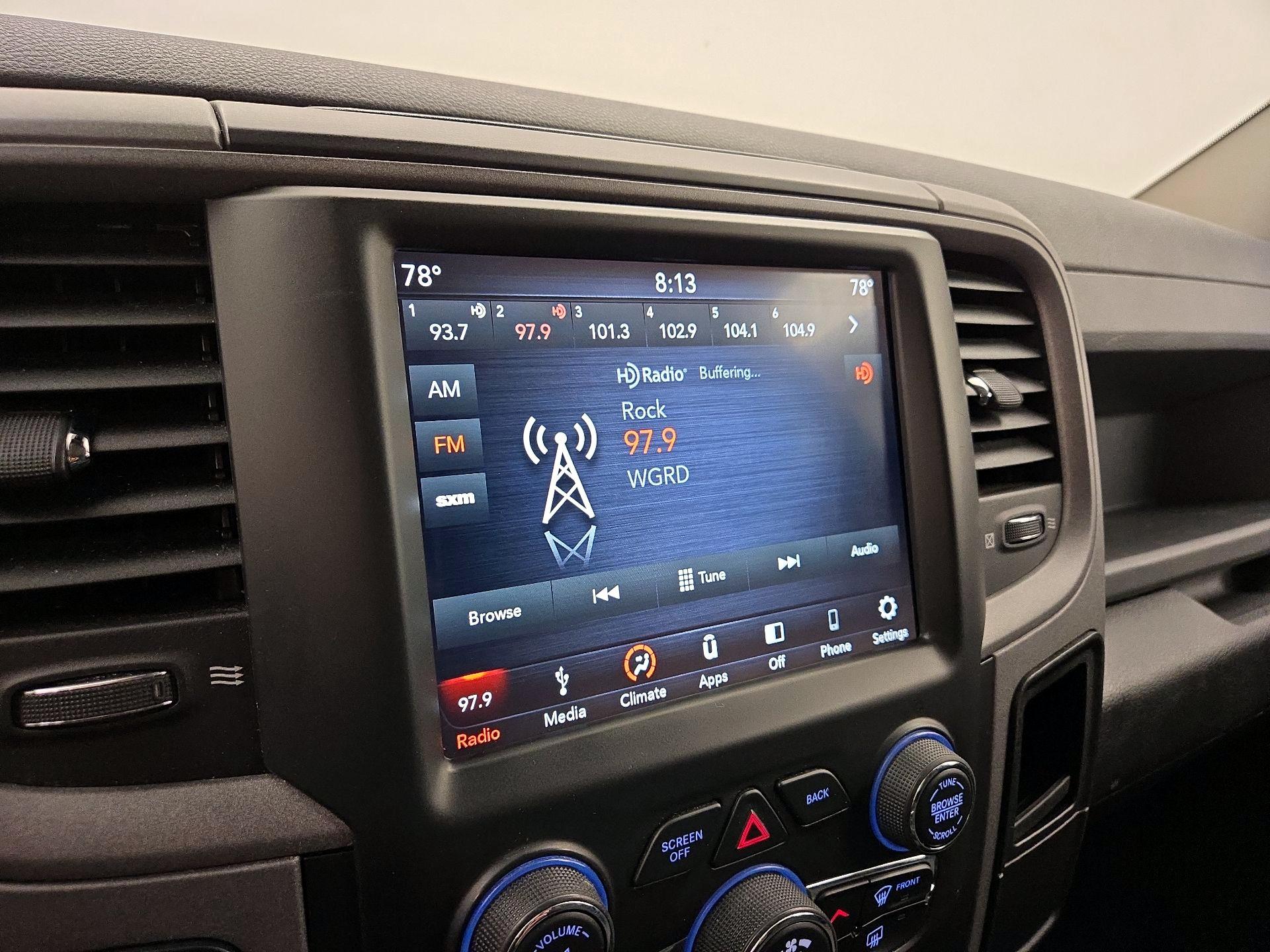 Thumbnail: 2019 RAM 1500 Classic - 15