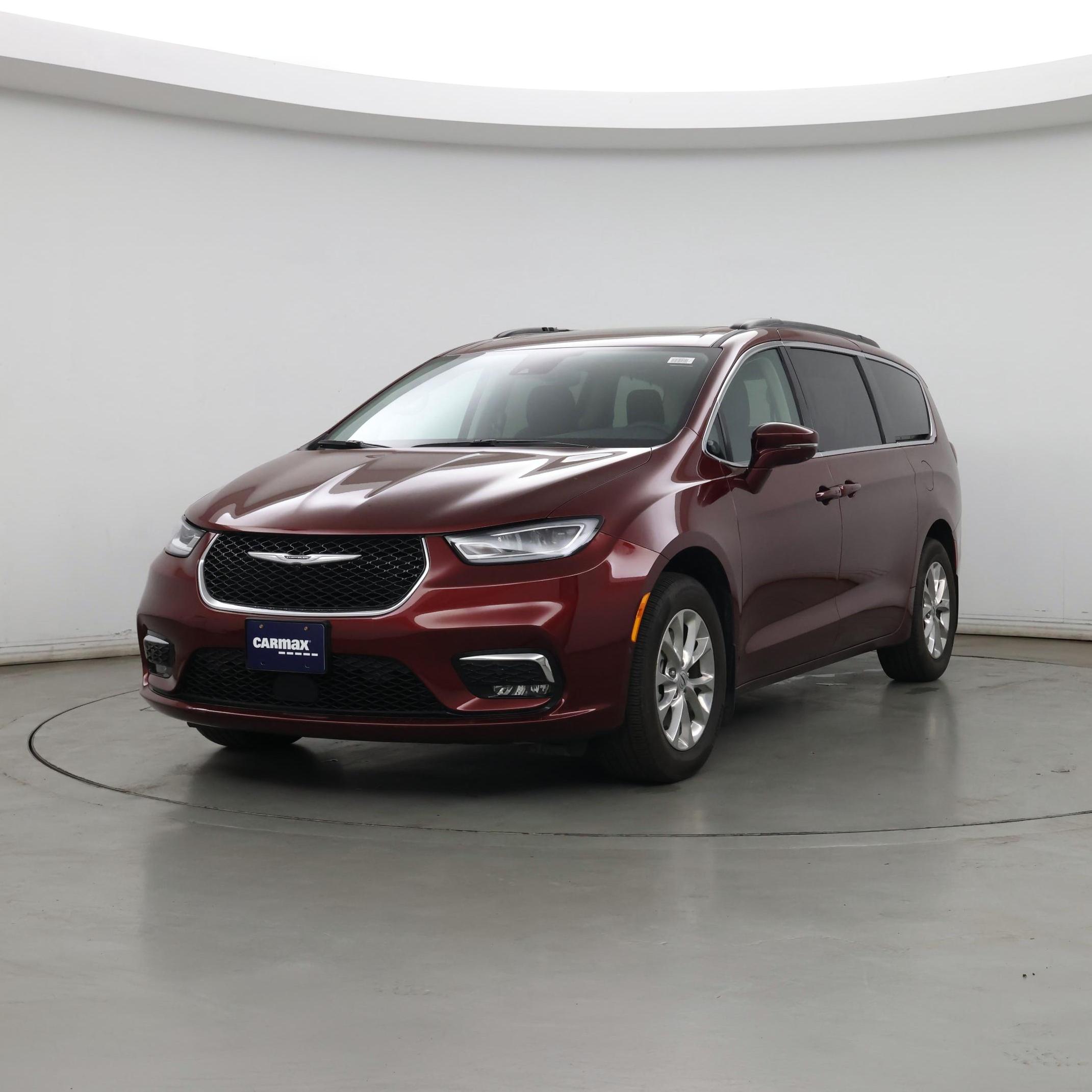 Thumbnail: 2022 Chrysler Pacifica - 4