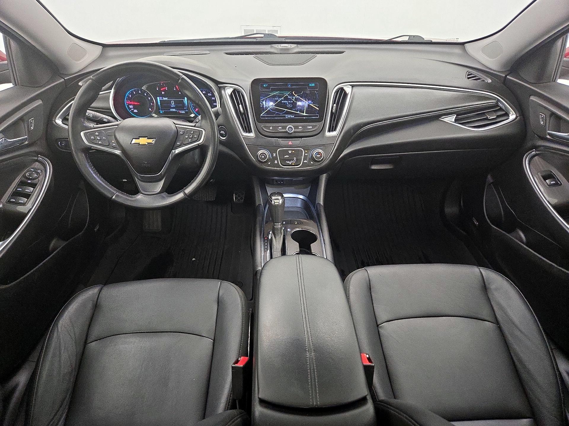 Thumbnail: 2018 Chevrolet Malibu - 9
