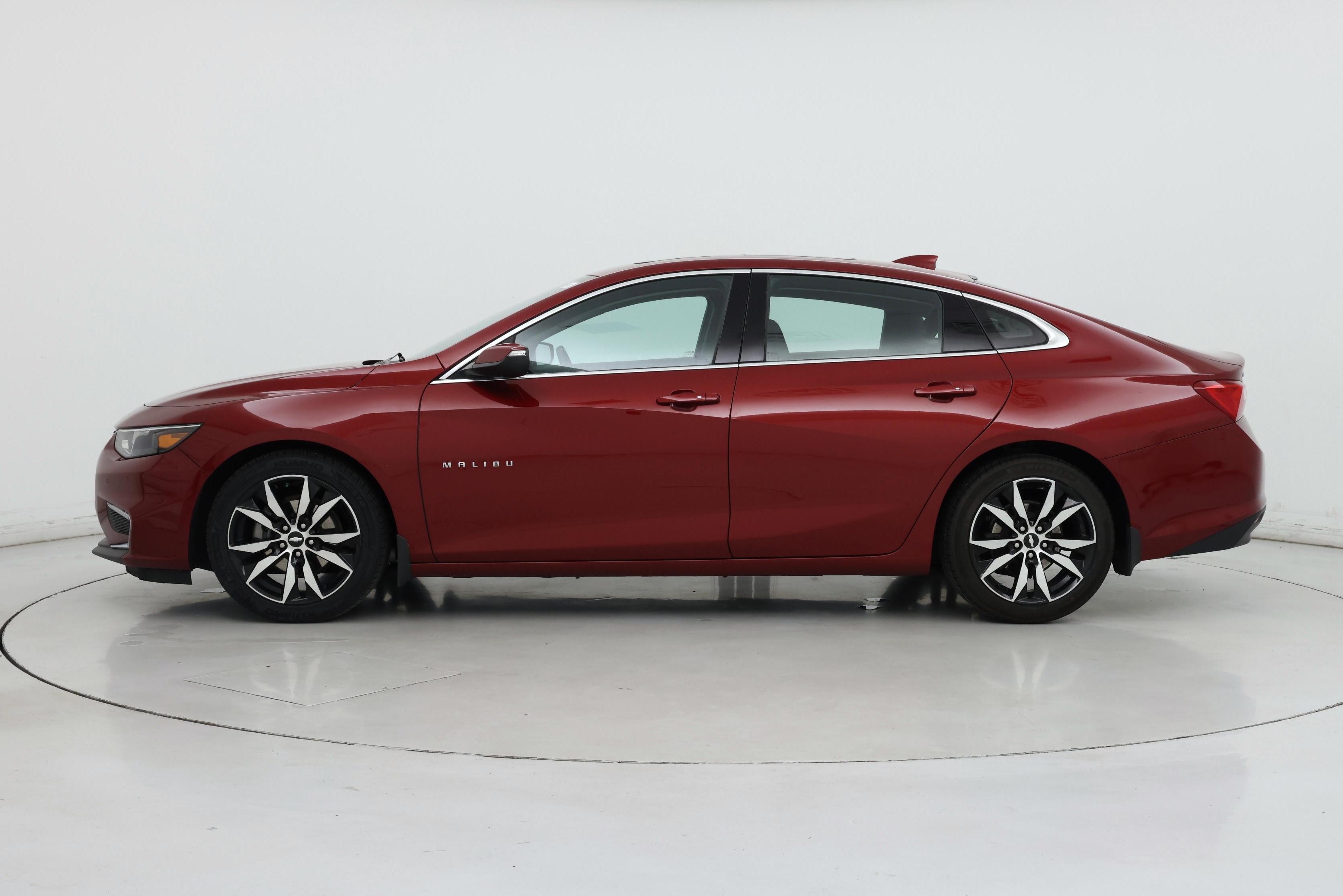Thumbnail: 2018 Chevrolet Malibu - 3