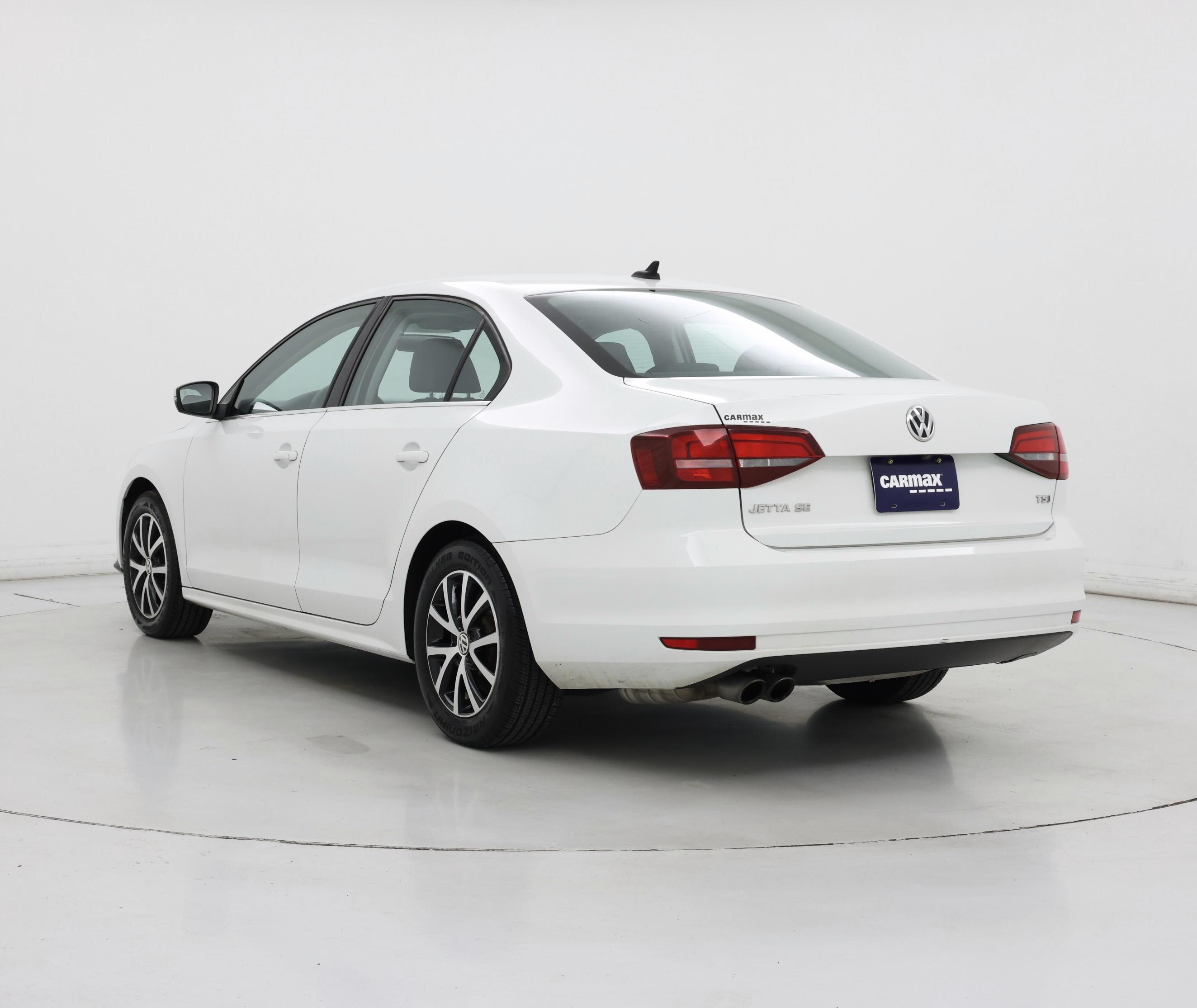 Thumbnail: 2017 Volkswagen Jetta - 2