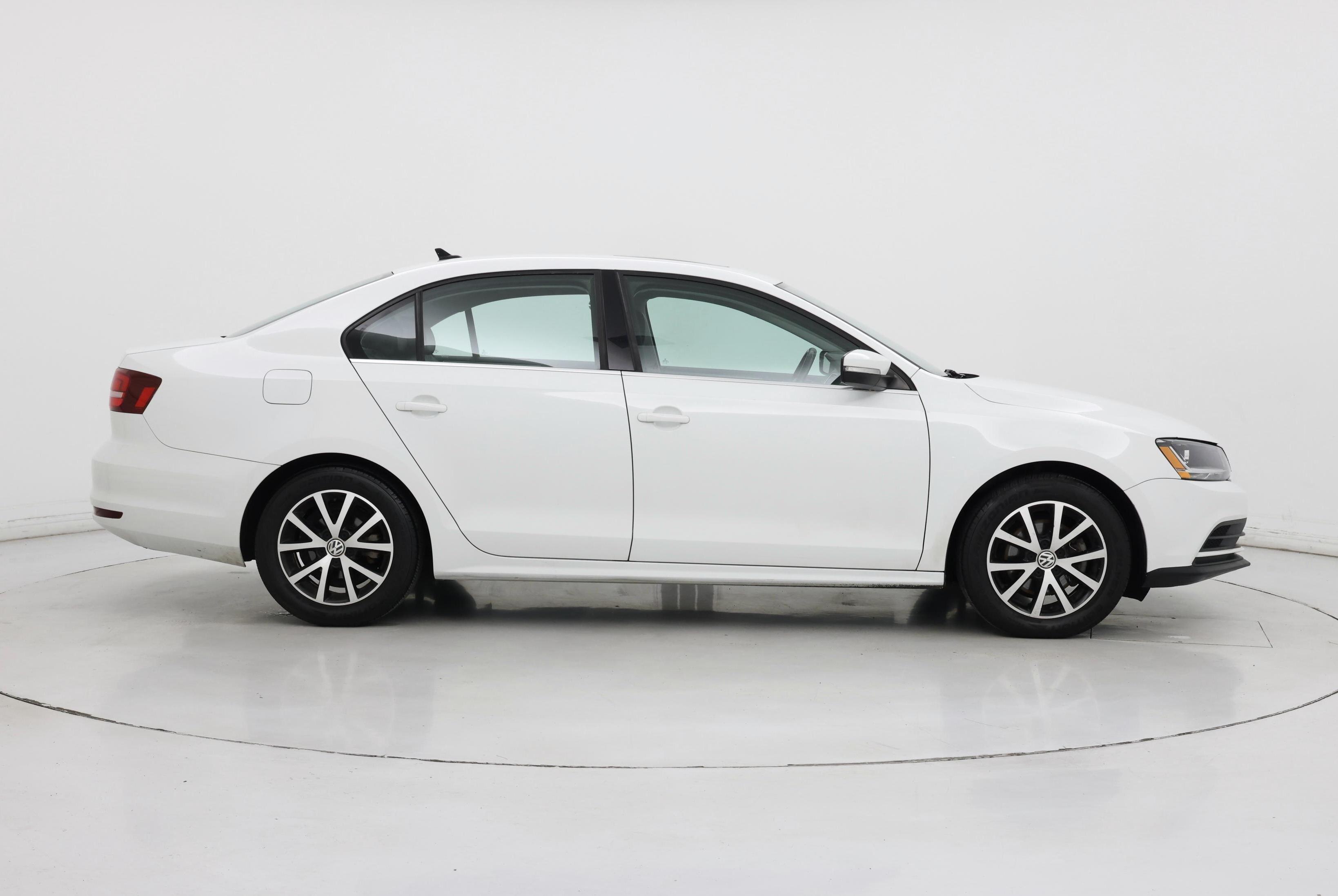 Thumbnail: 2017 Volkswagen Jetta - 7