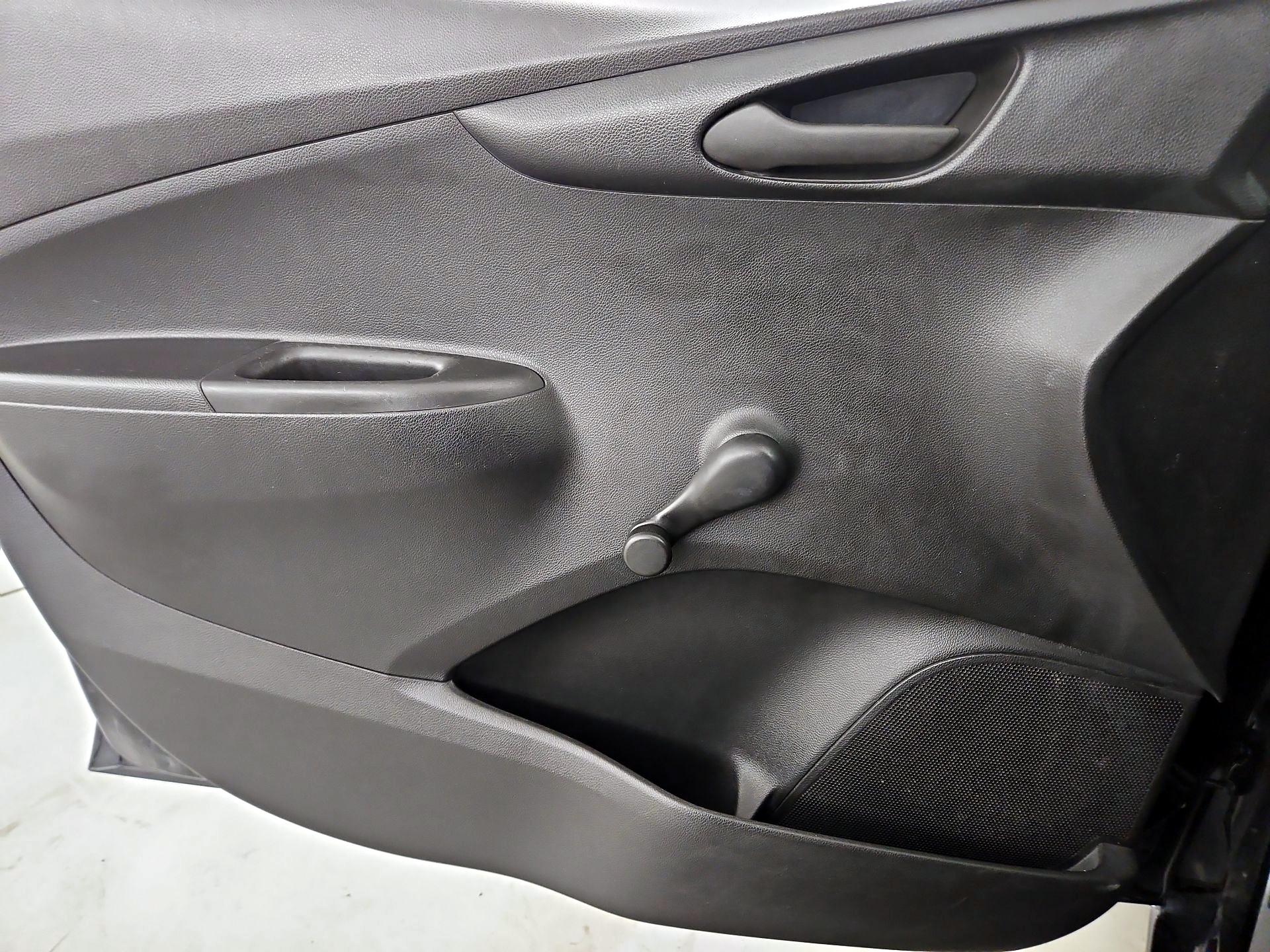 Thumbnail: 2017 Chevrolet Spark - 12