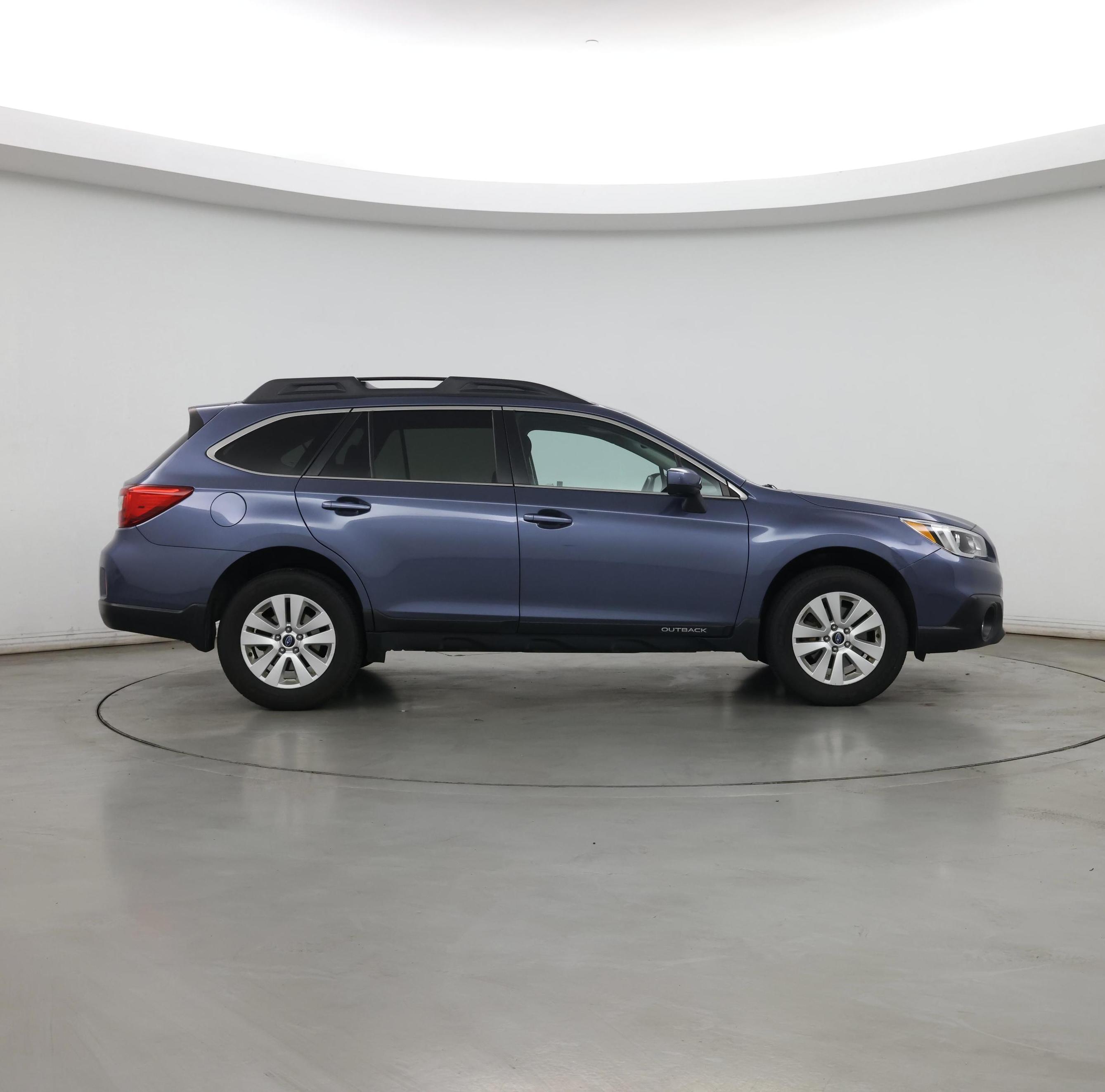 Thumbnail: 2015 Subaru Outback - 7