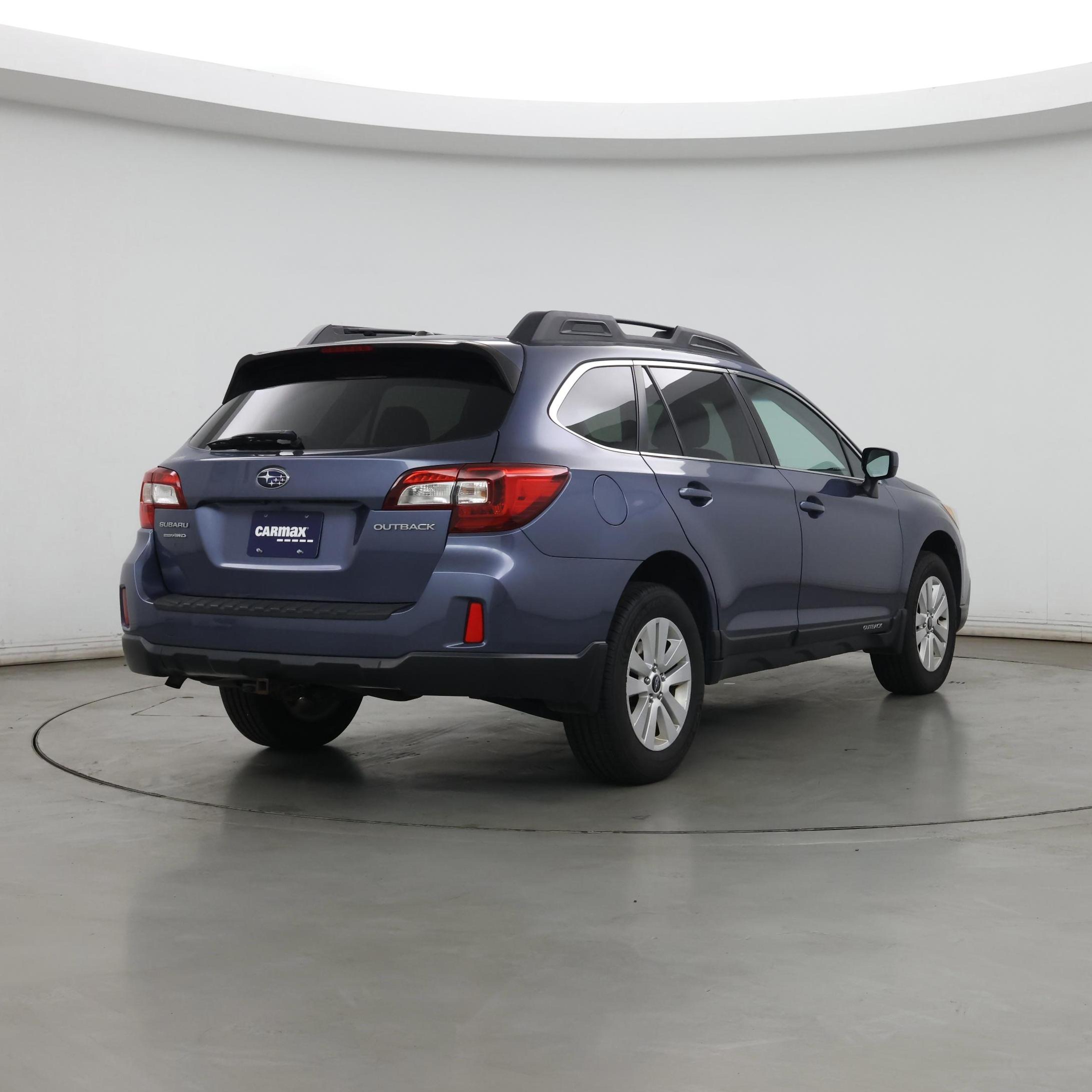 Thumbnail: 2015 Subaru Outback - 8
