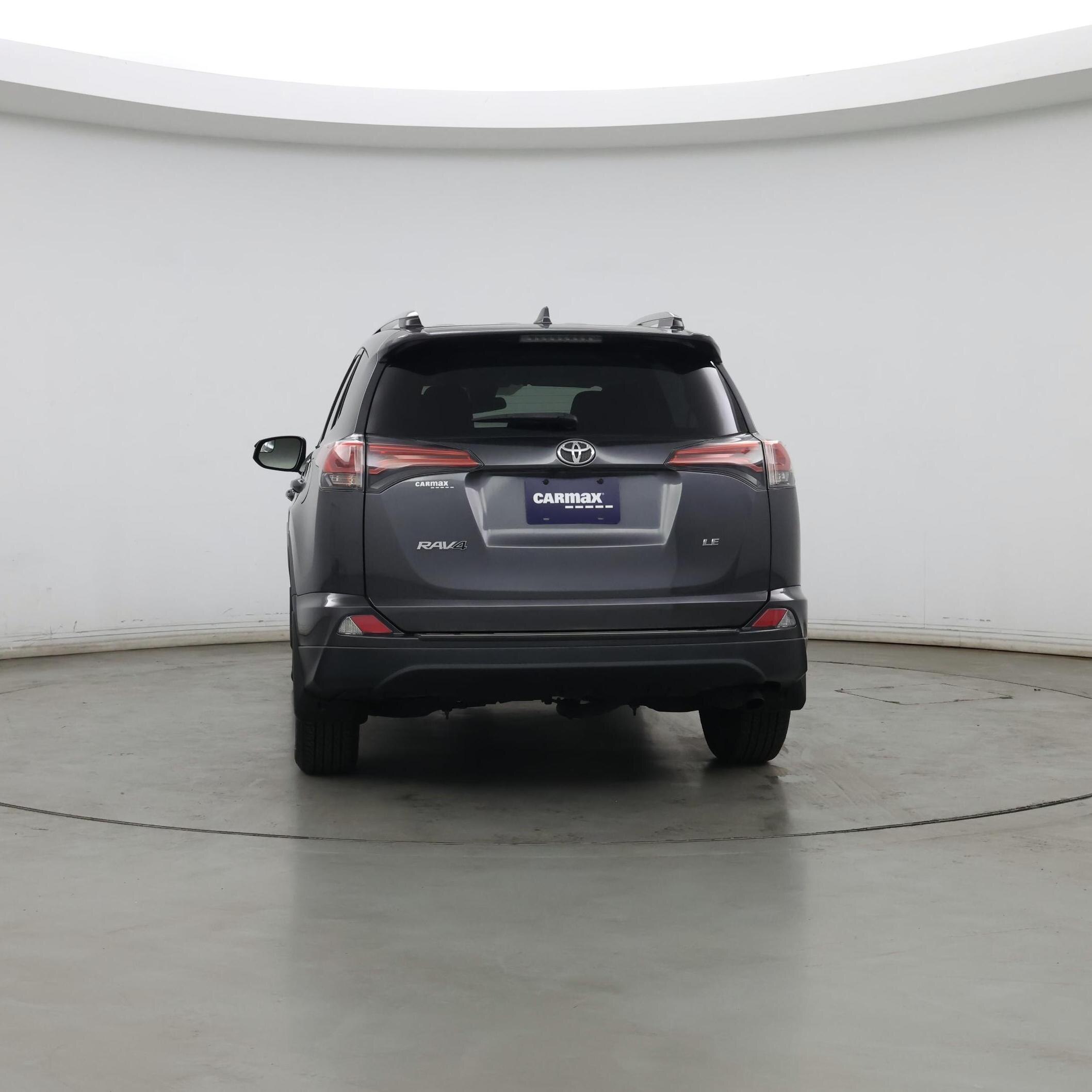 Thumbnail: 2018 Toyota RAV4 - 6