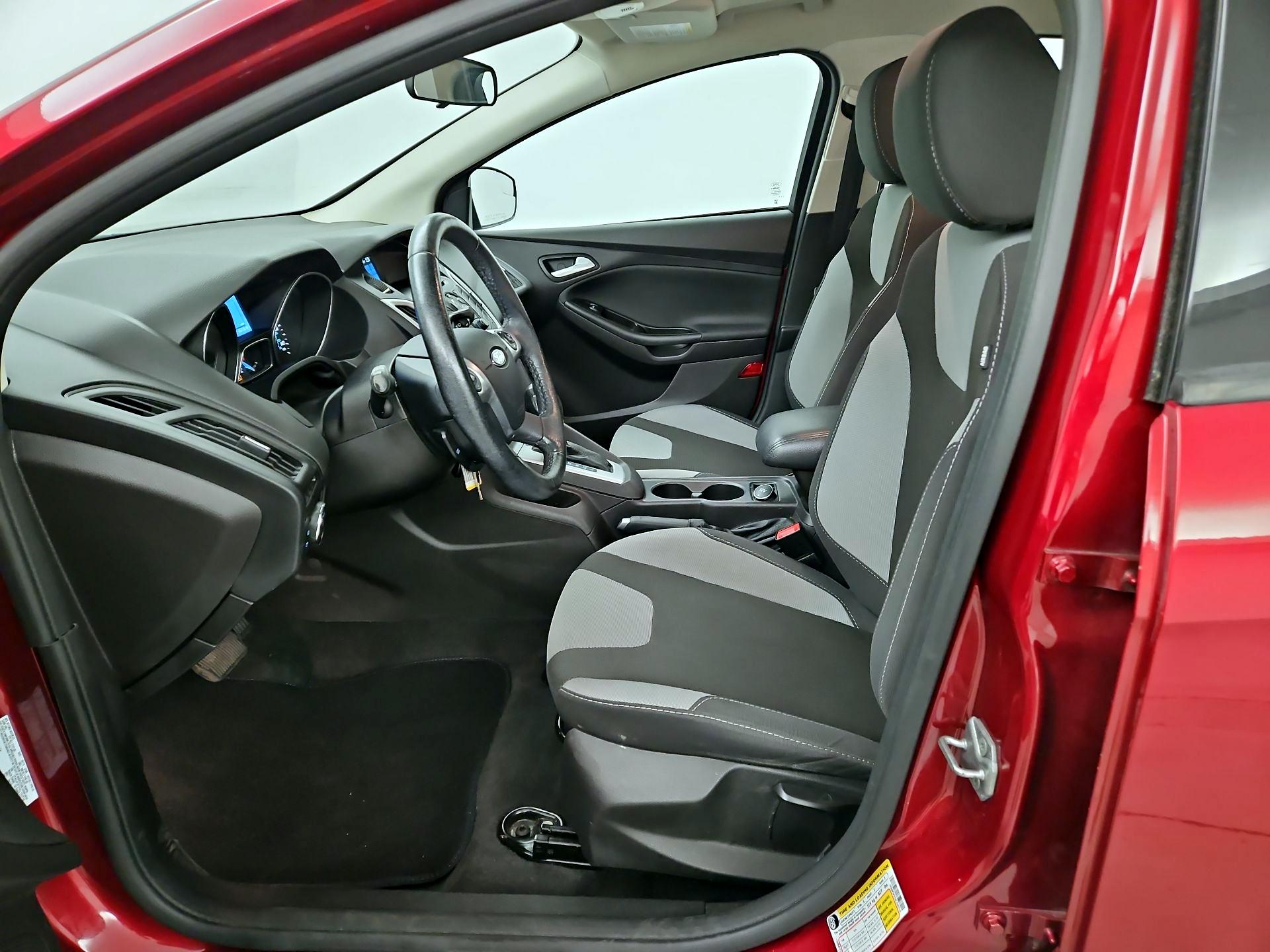 Thumbnail: 2014 Ford Focus - 11